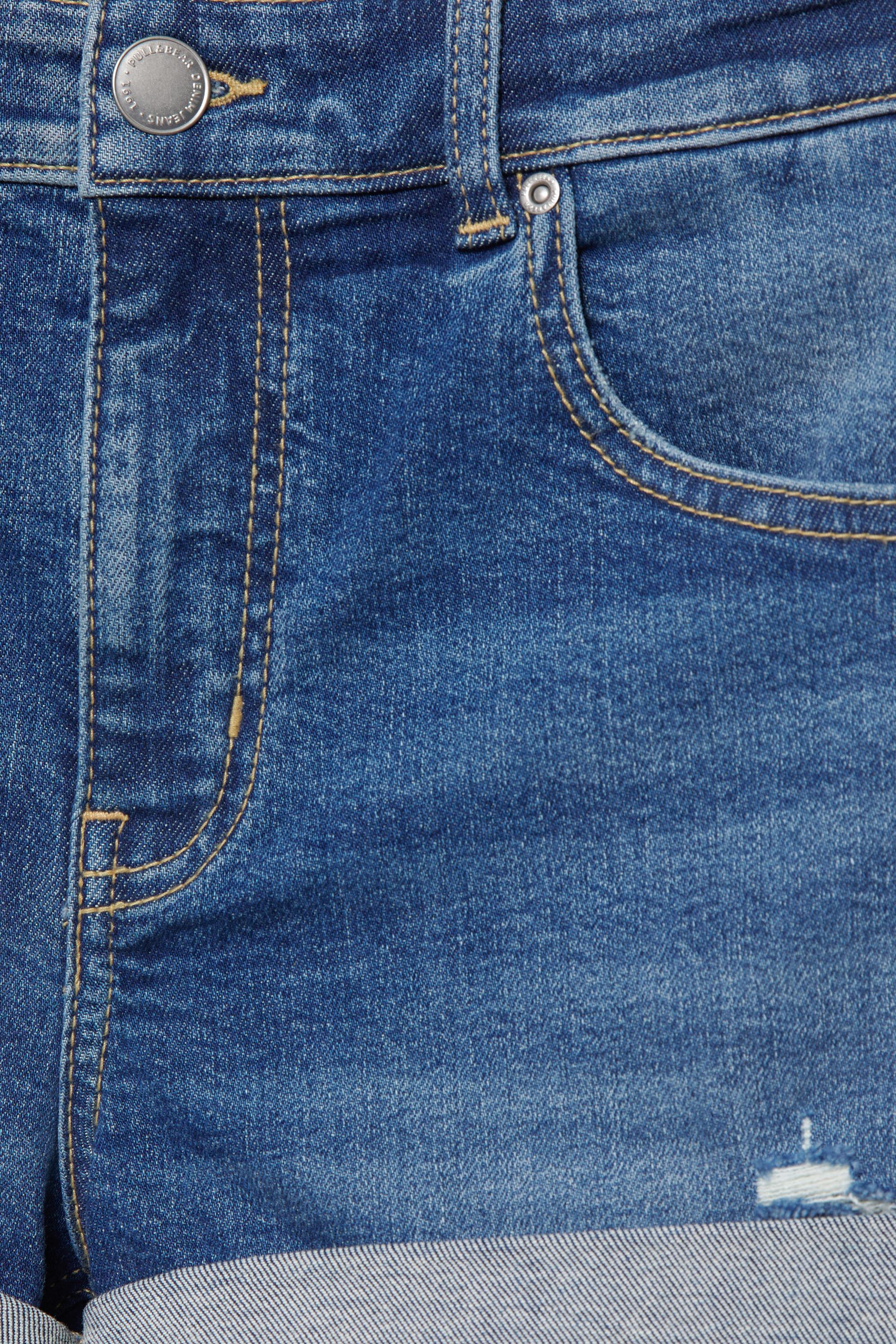 Mid-waist denim shorts — Medium blue