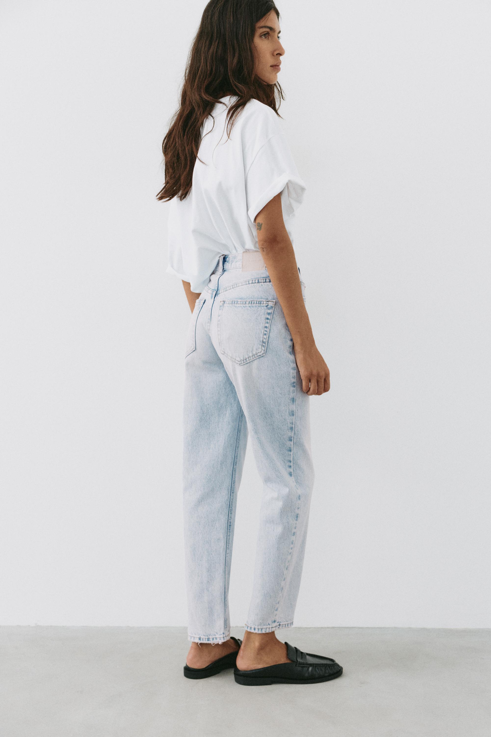 High-waist mom jeans — Pale sky blue
