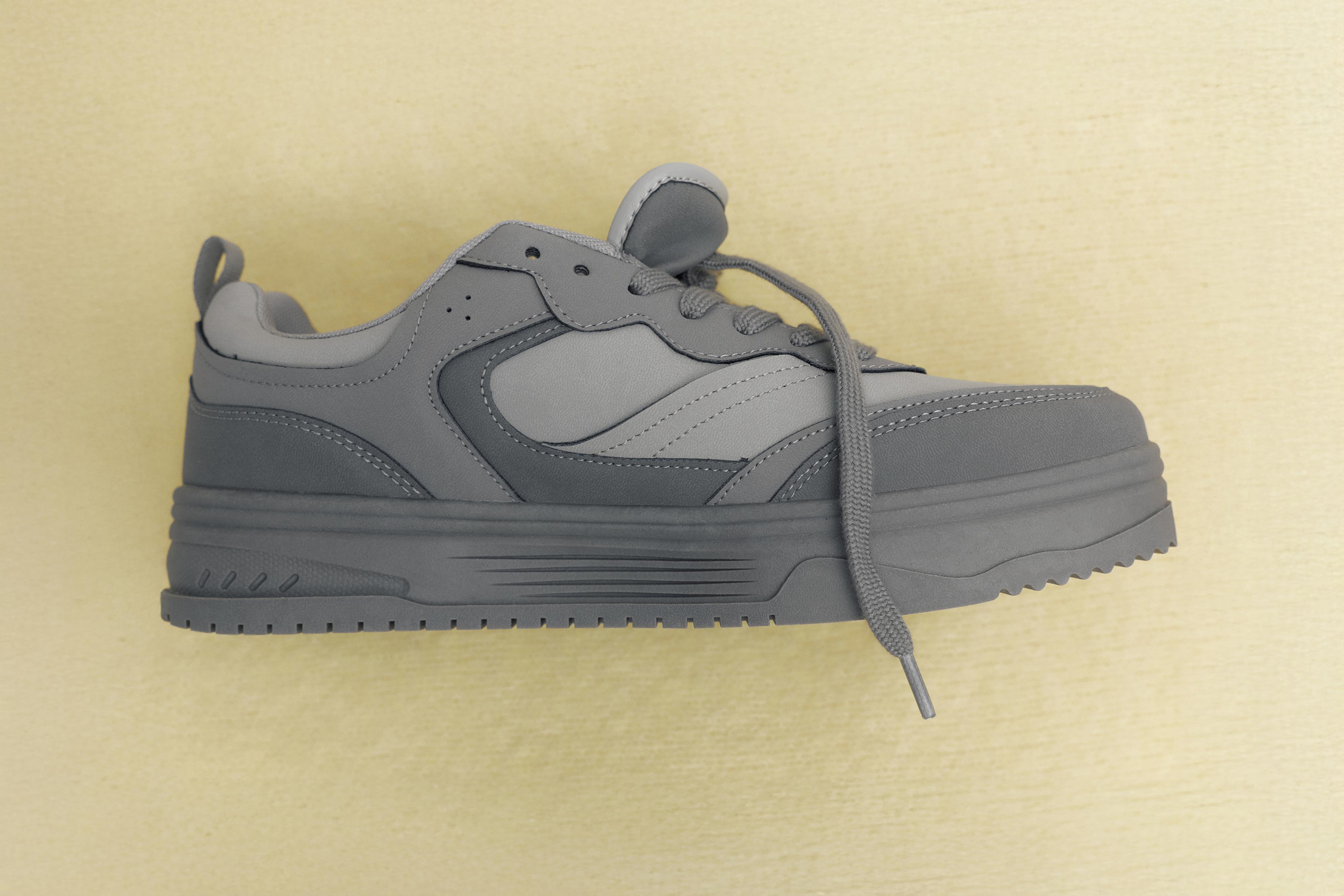 STWD multi-piece trainers — Grey