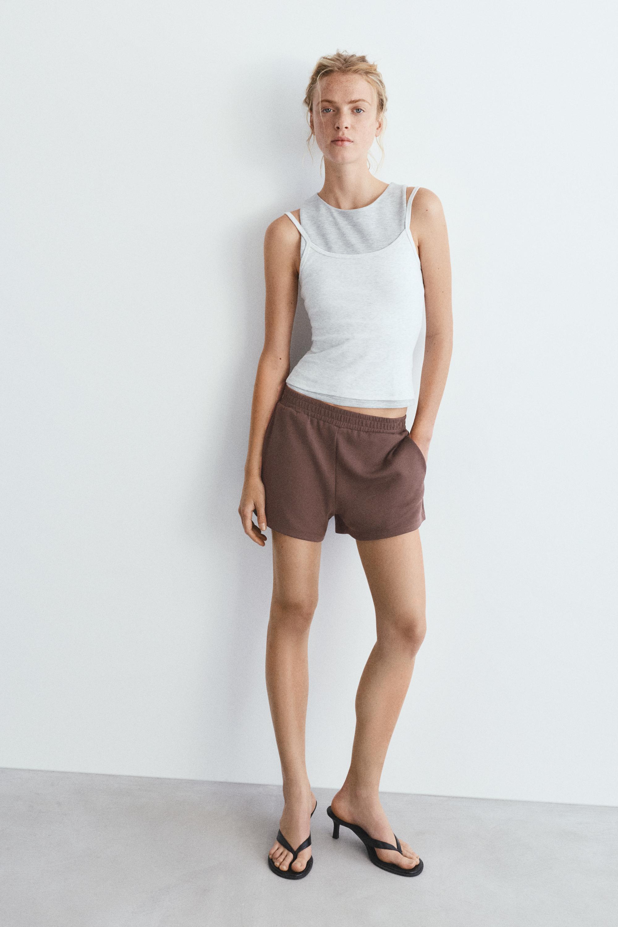 Yumuşak dokulu spor şort - Görsel 32