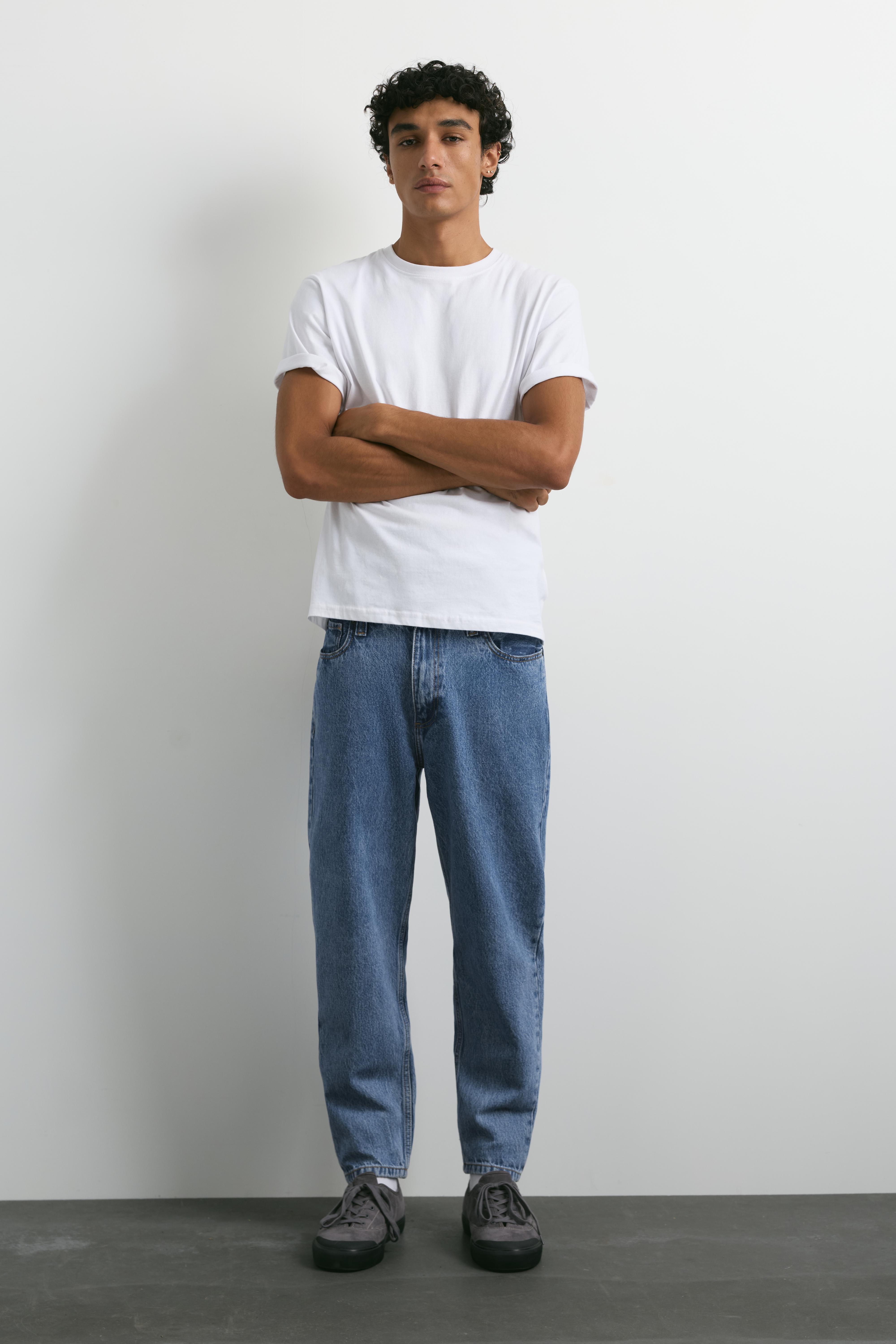 Standard jeans — Medium blue