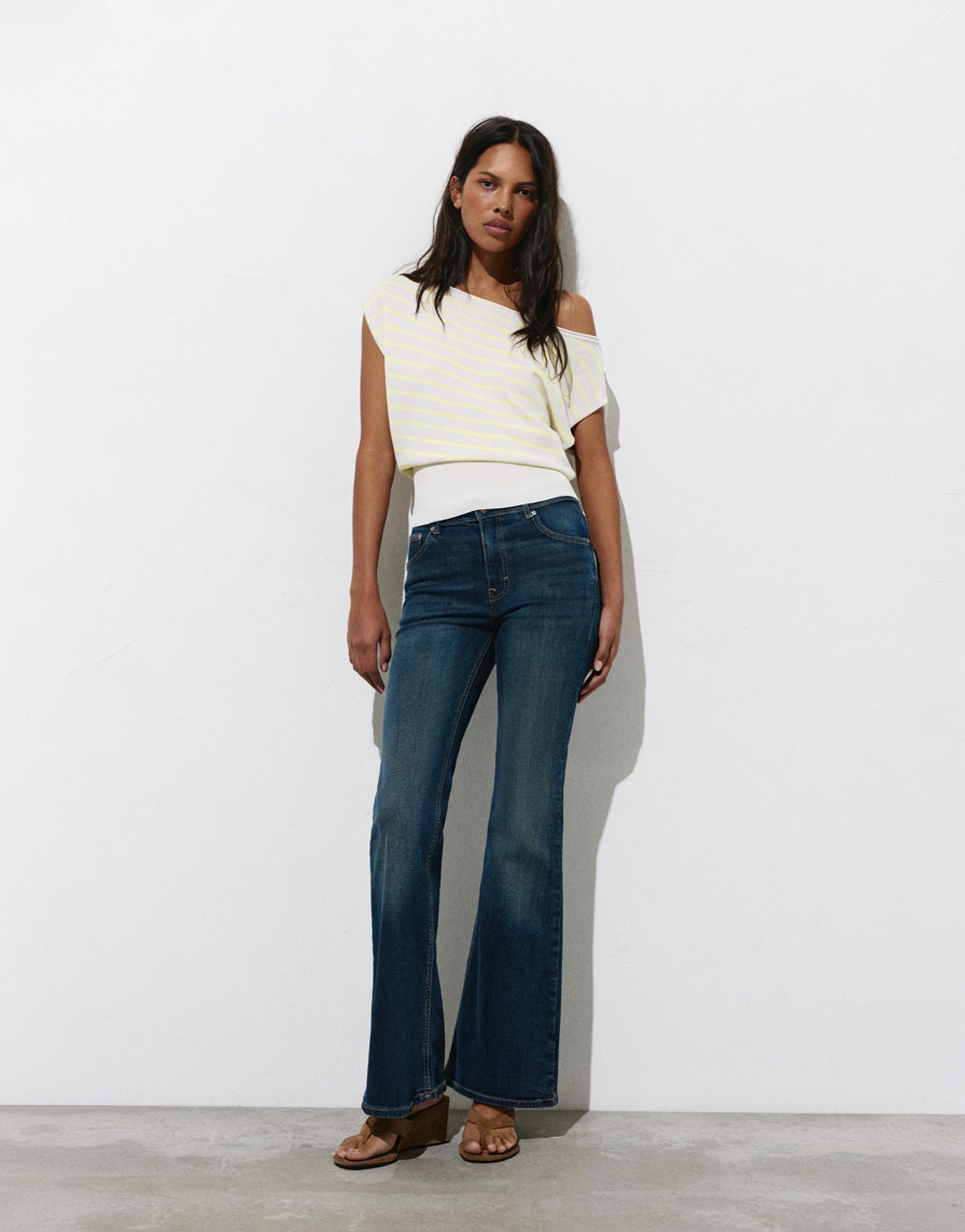 Short sleeve asymmetric knit top — Yellow