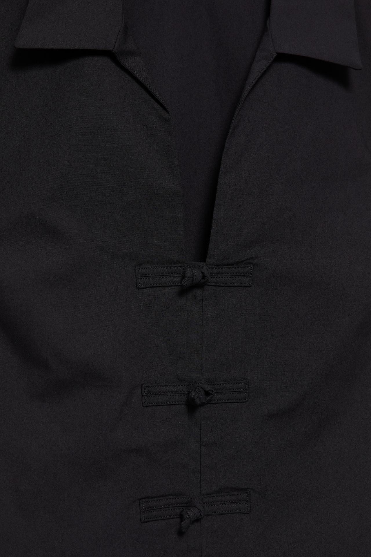 Polka dot frog fastening shirt — Black
