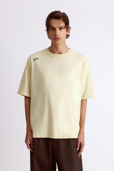 Relaxed text graphic T-shirt — Yellow 2
