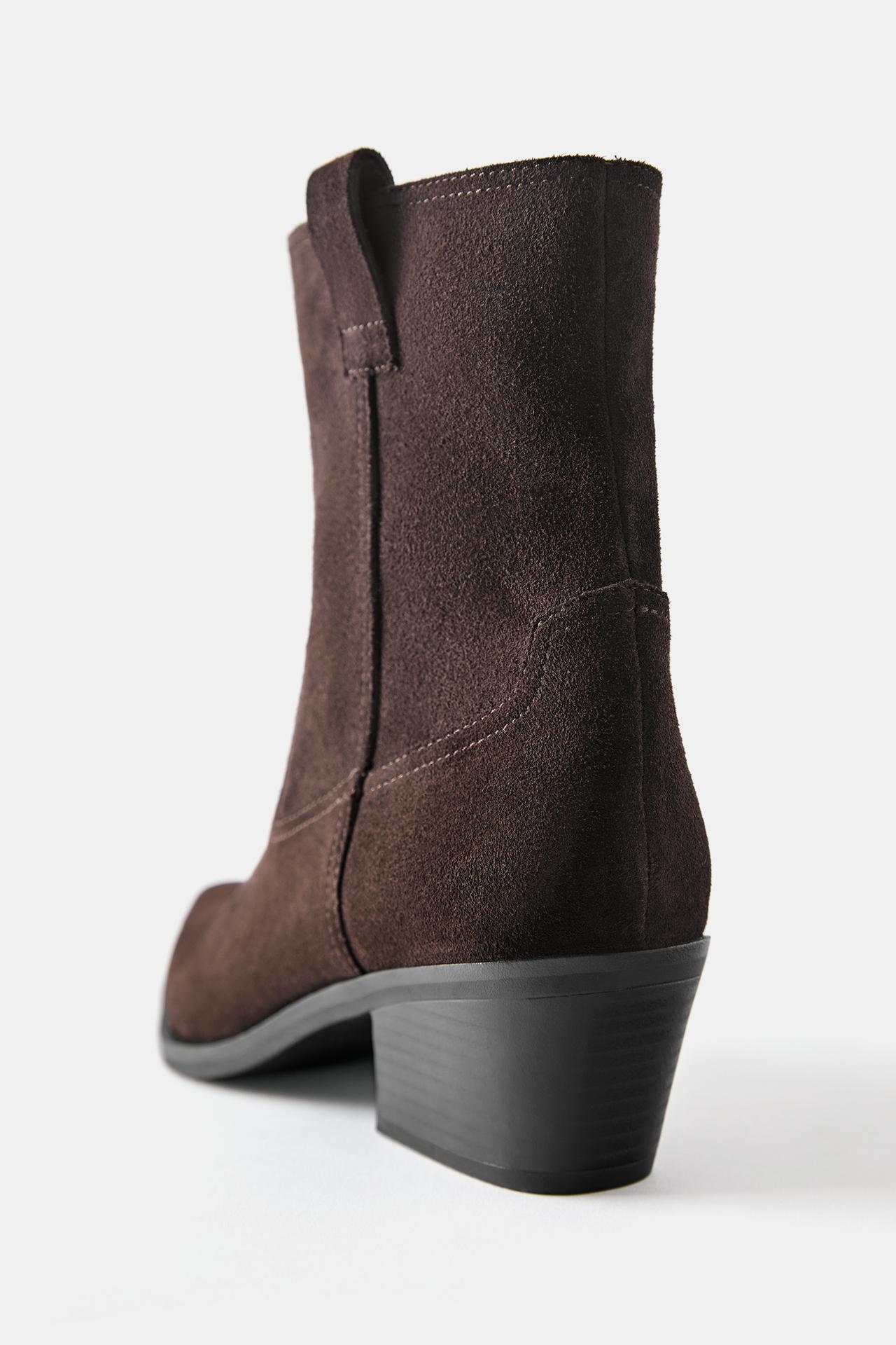 Leather cowboy ankle boots — Brown