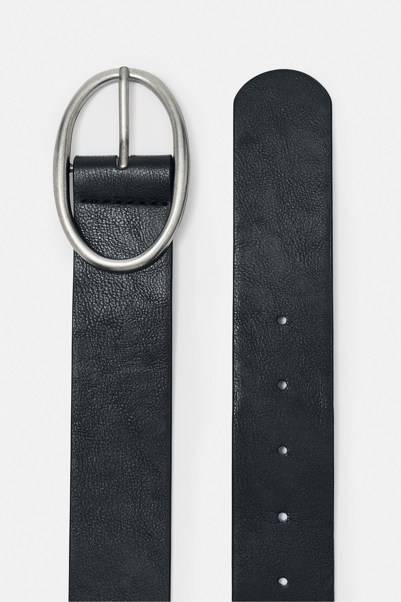 Oval buckle belt — Black