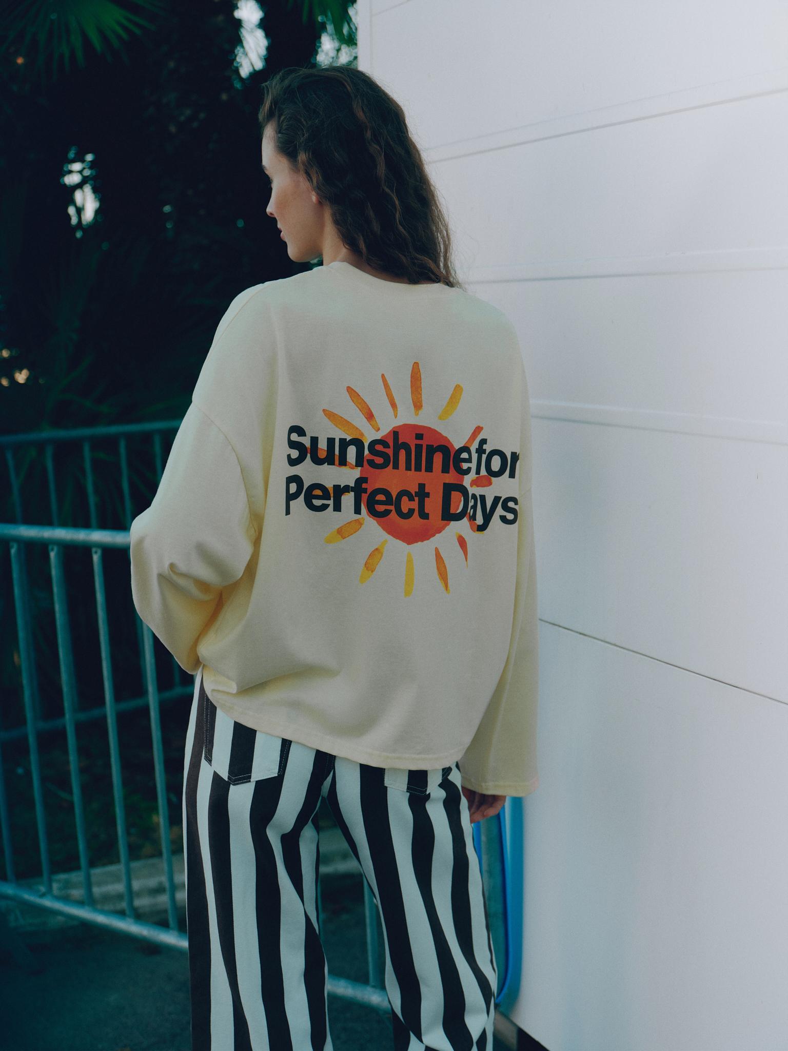 Oversize sun graphic T-shirt — Yellow