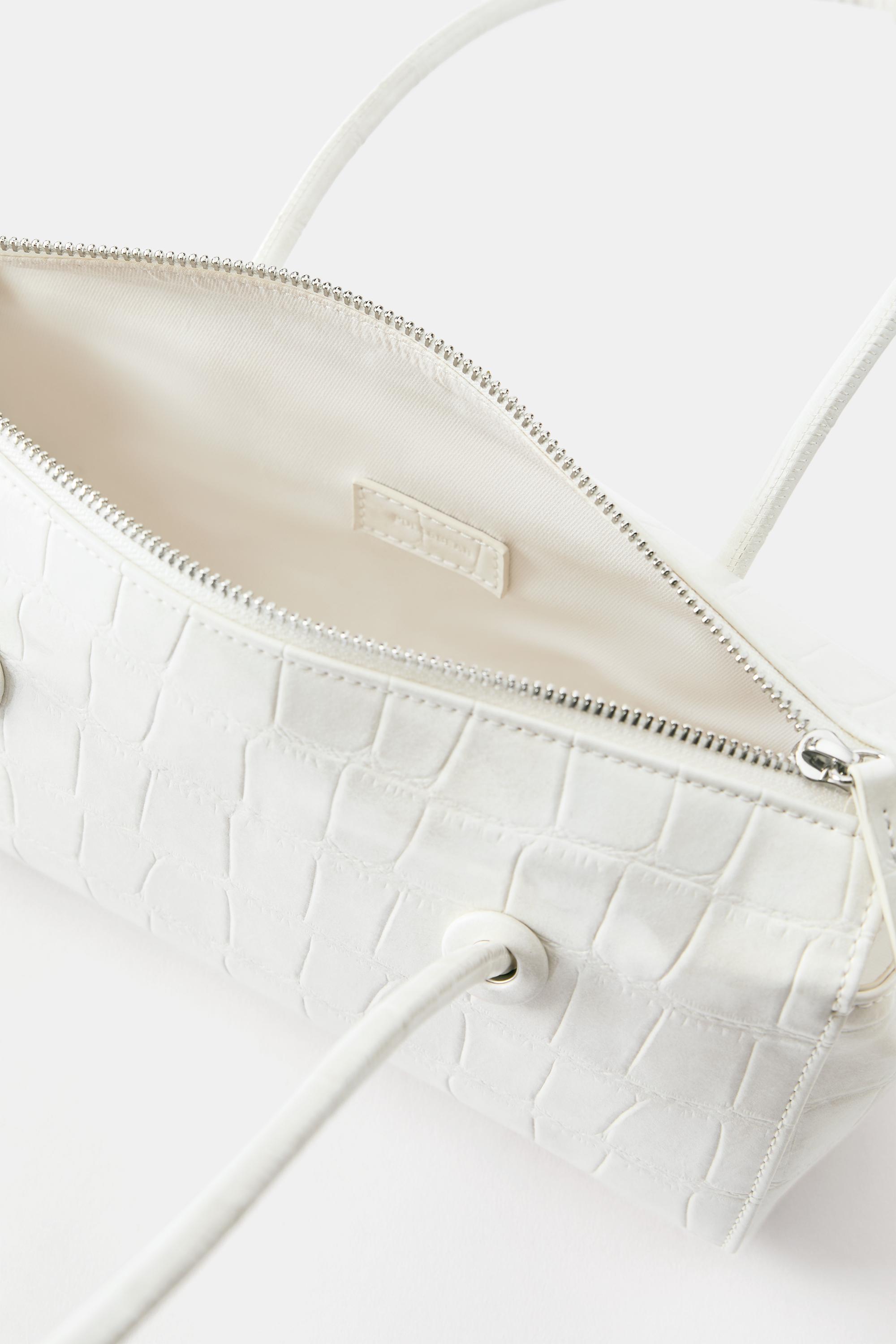 Textured shoulder bag — Ecru