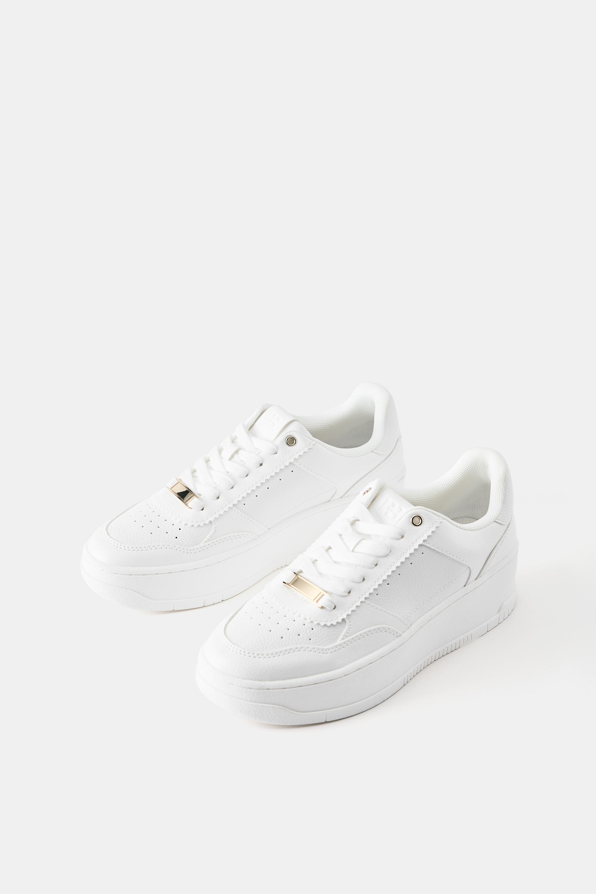 Platform trainers with detail — White