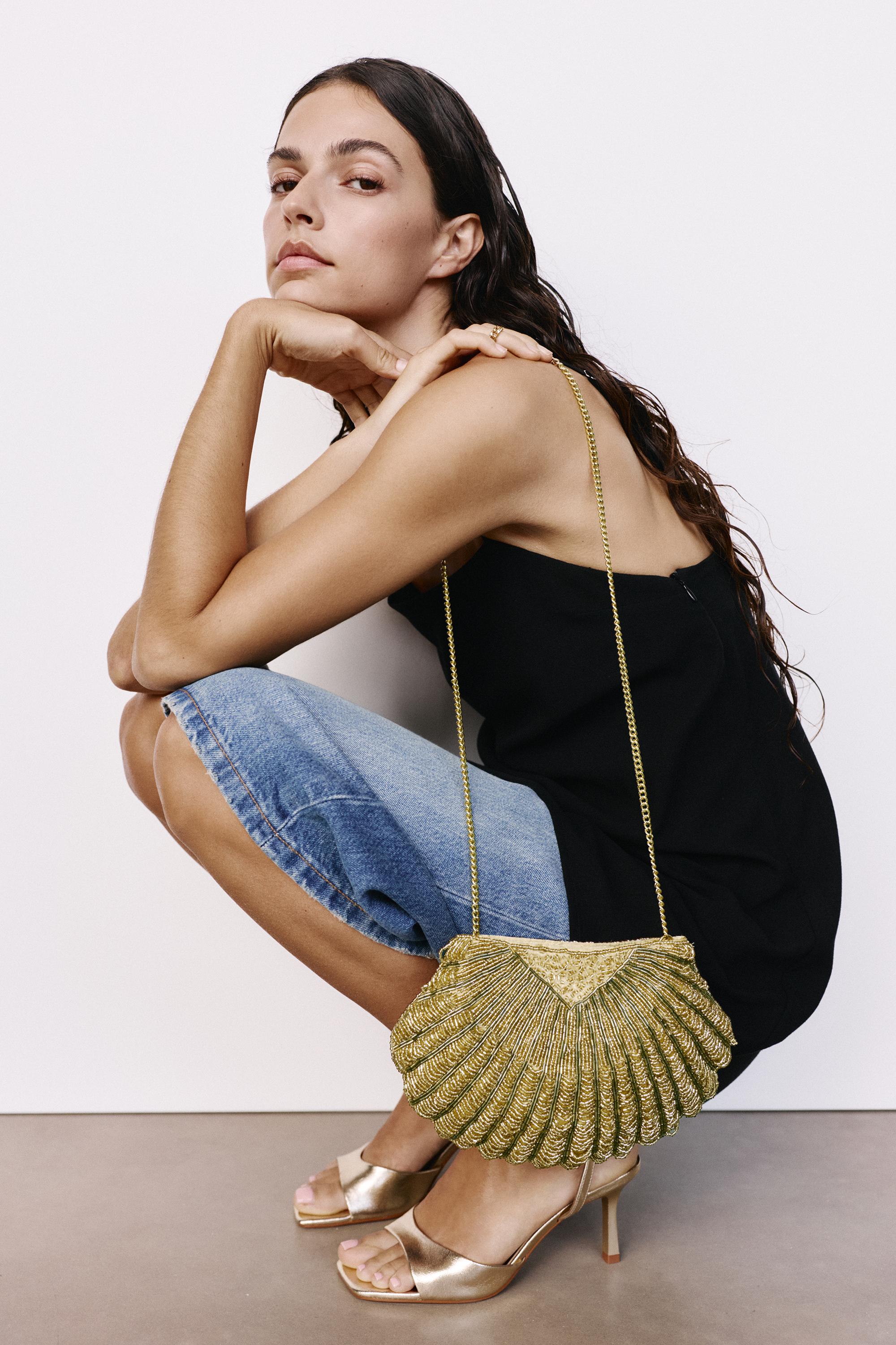 Beaded seashell bag — Gold