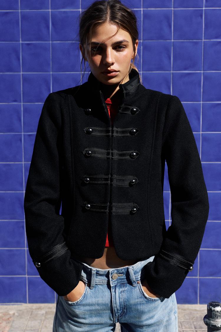 Fitted fireman clasp jacket — Black