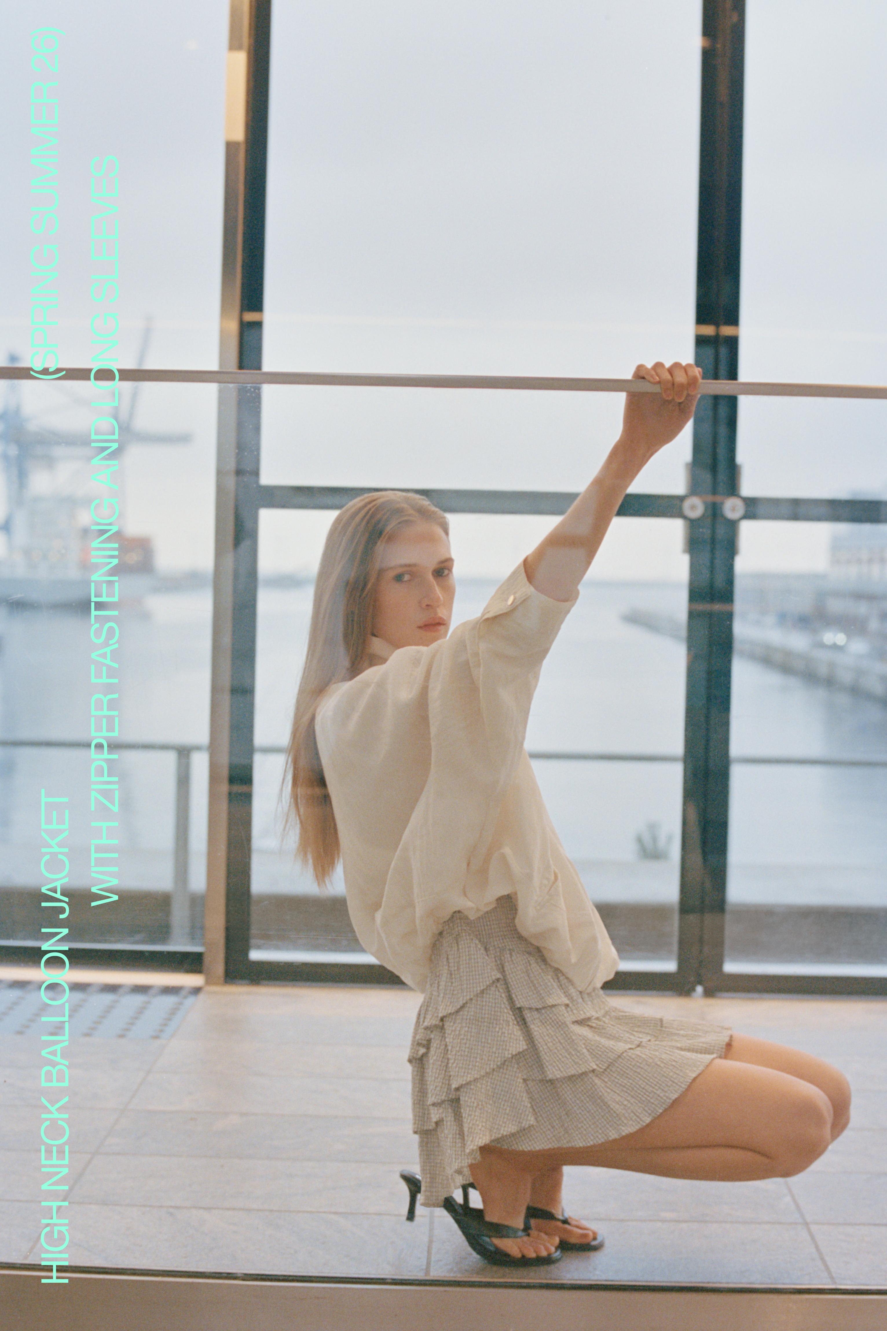 Dik yaka balon ceket - Görsel 22