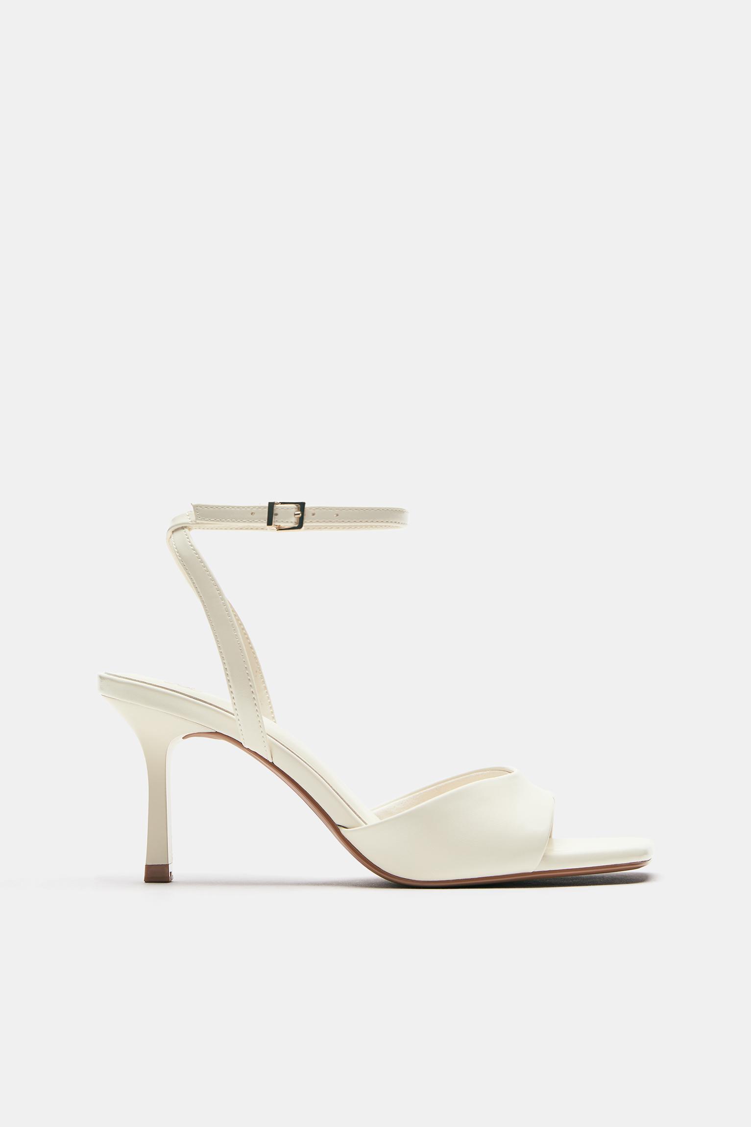 Heeled sandals — Ecru