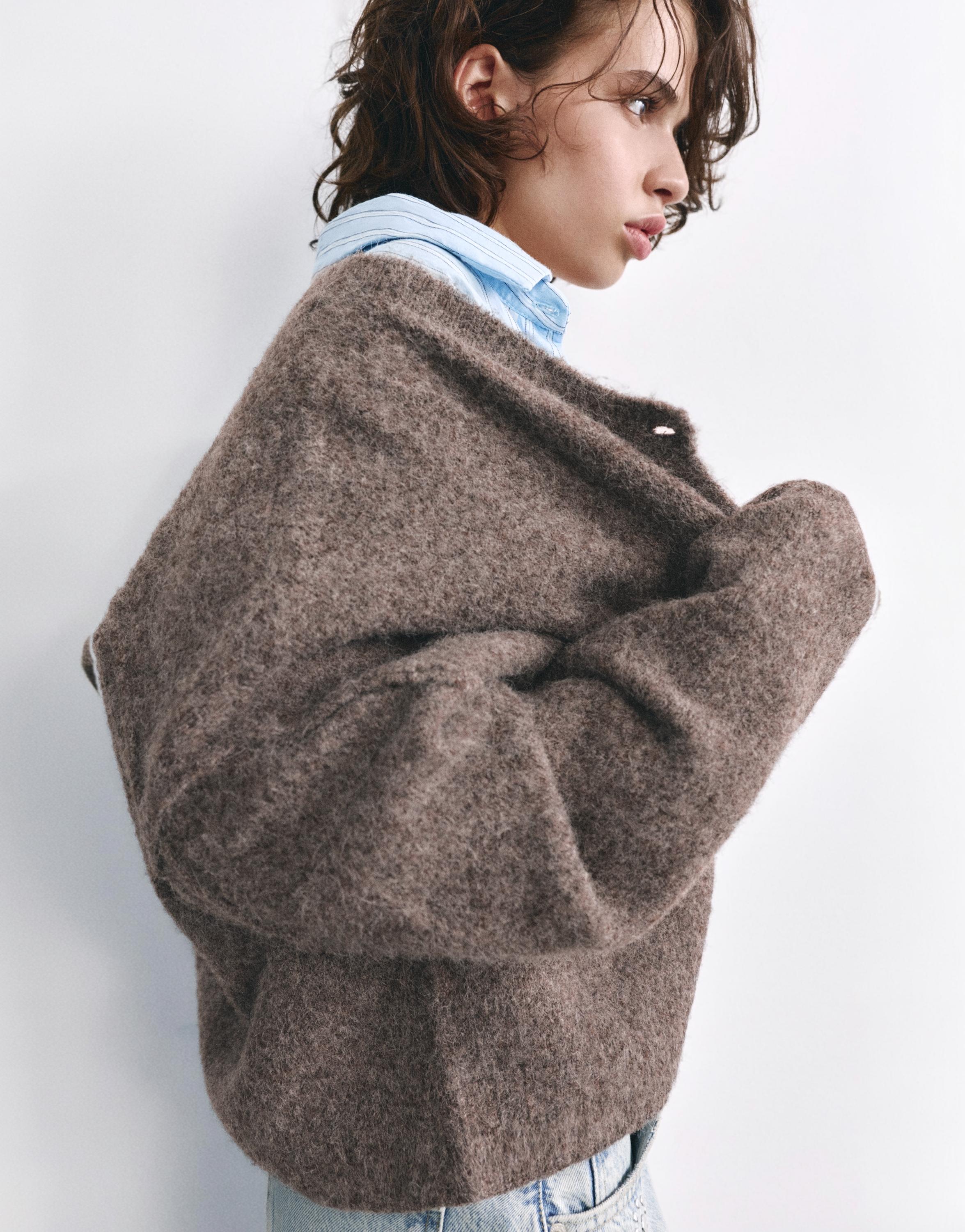 Soft knit cardigan — Brown