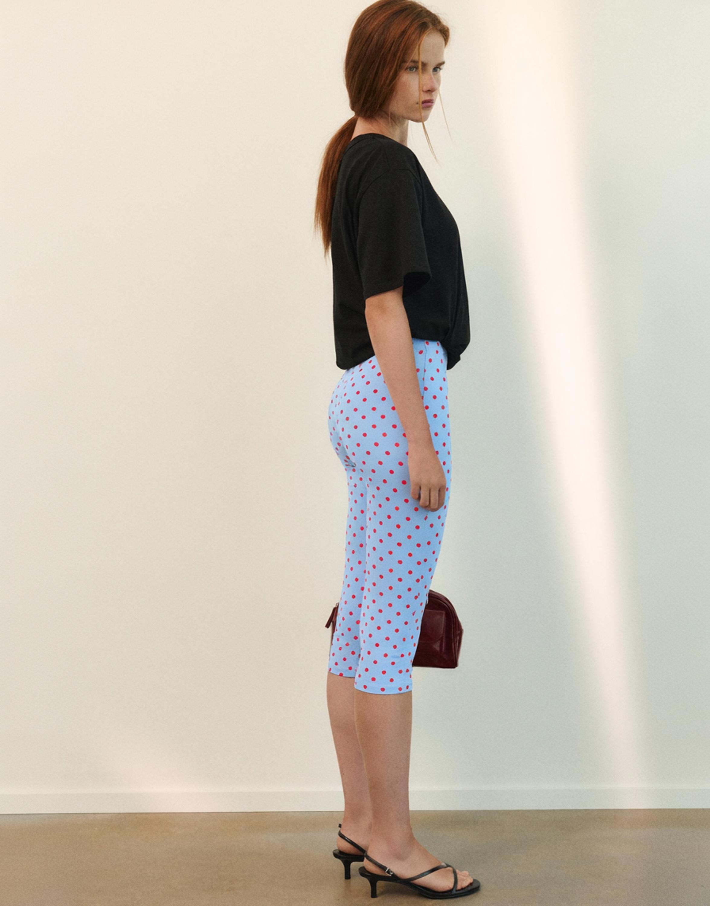 Polka dot capris — Pastel blue