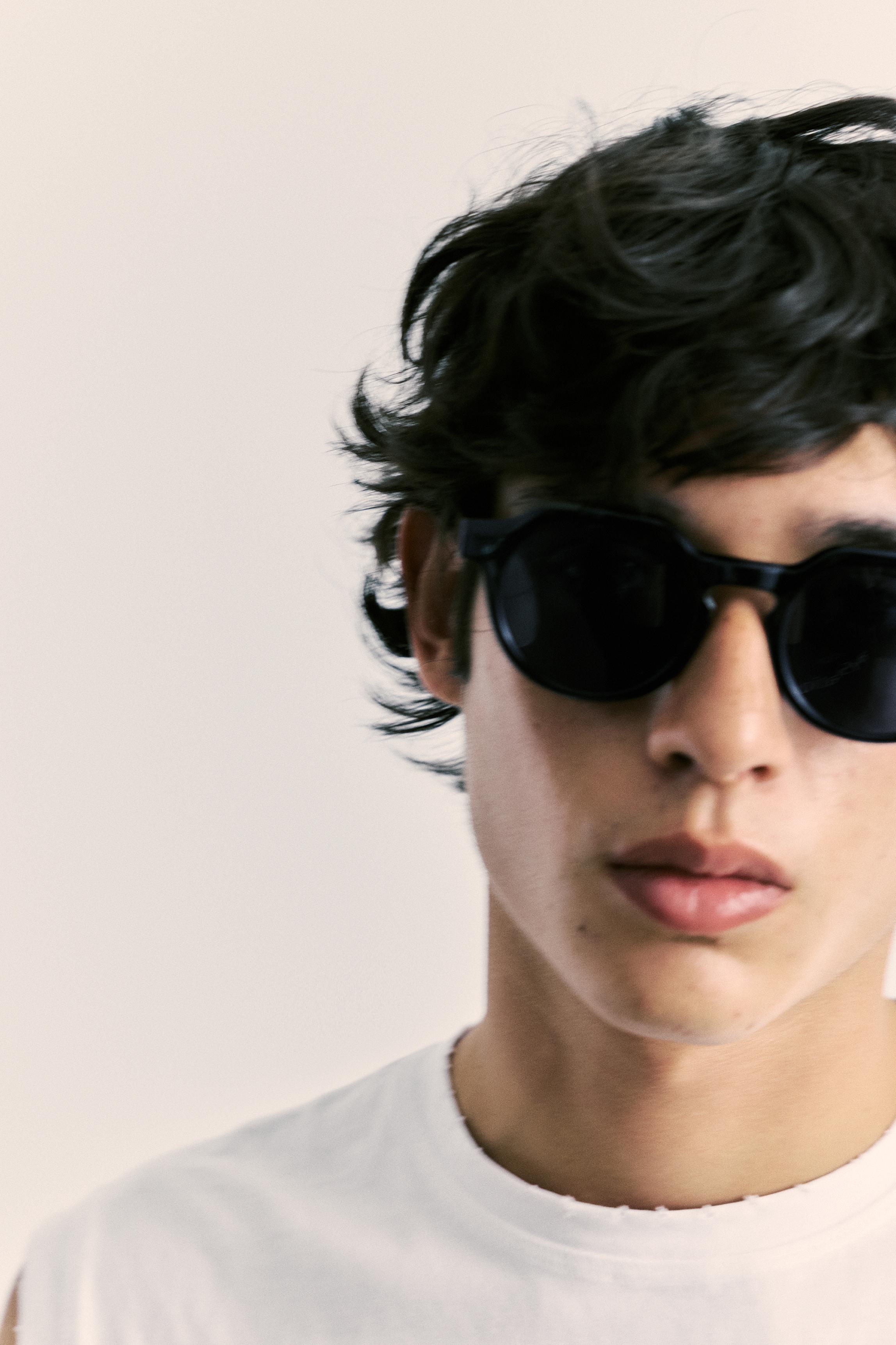 Tortoiseshell effect sunglasses — Black