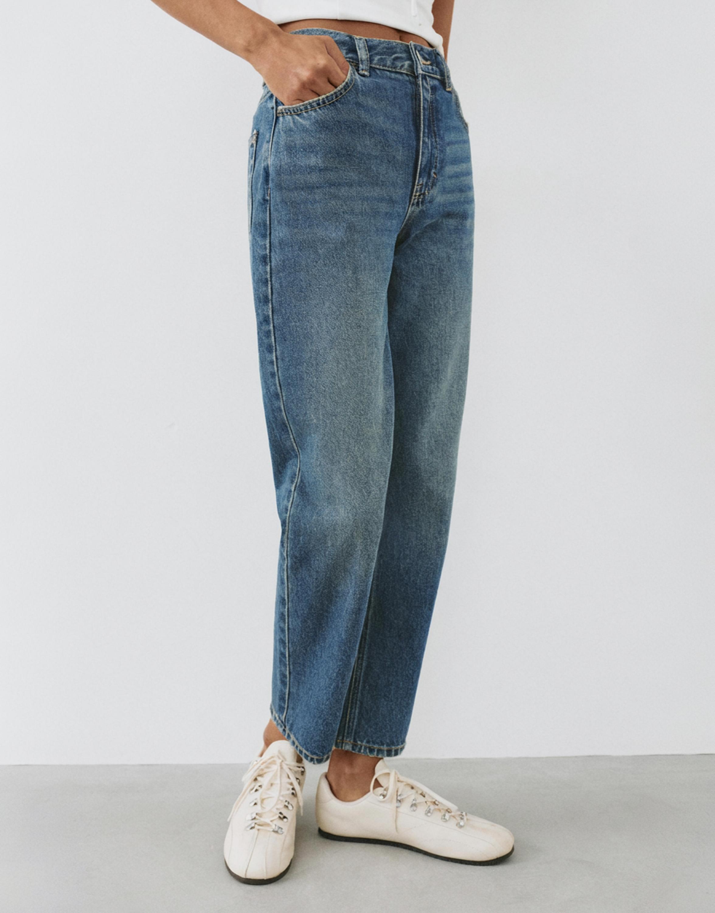 High-waist mom jeans — Greenish blue