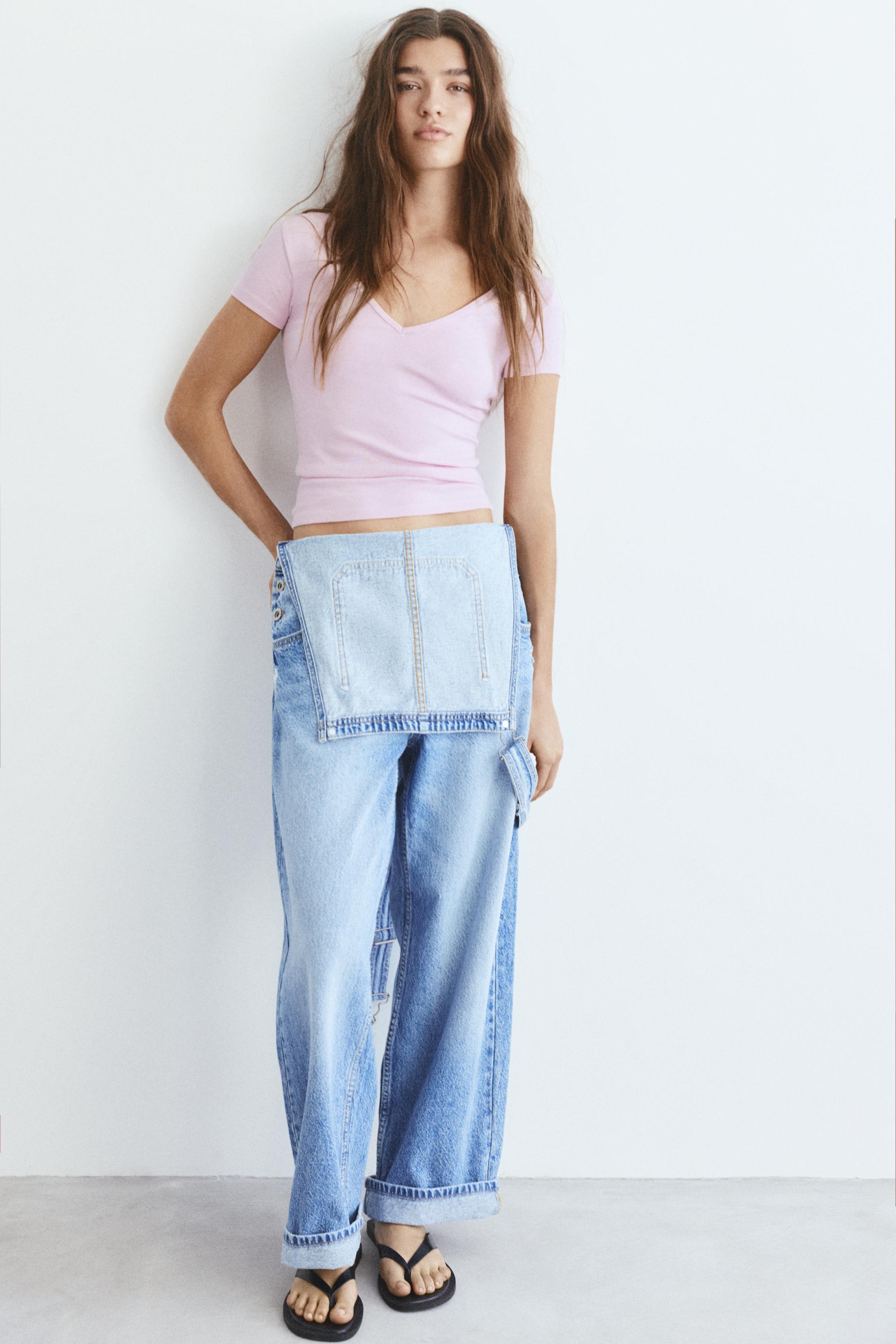 V-neck T-shirt — Pink