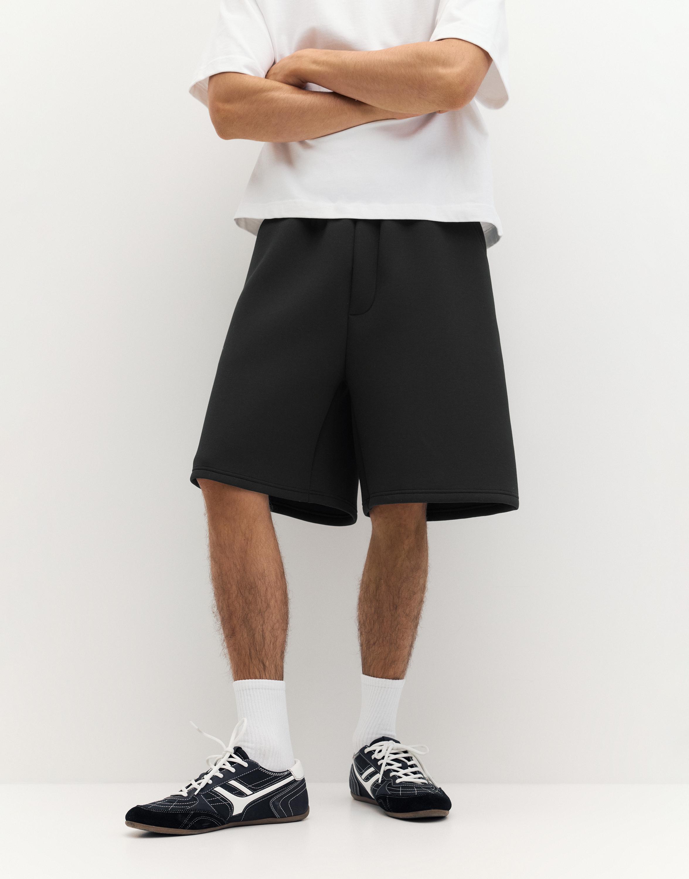Neoprene-effect jogger Bermuda shorts — Black