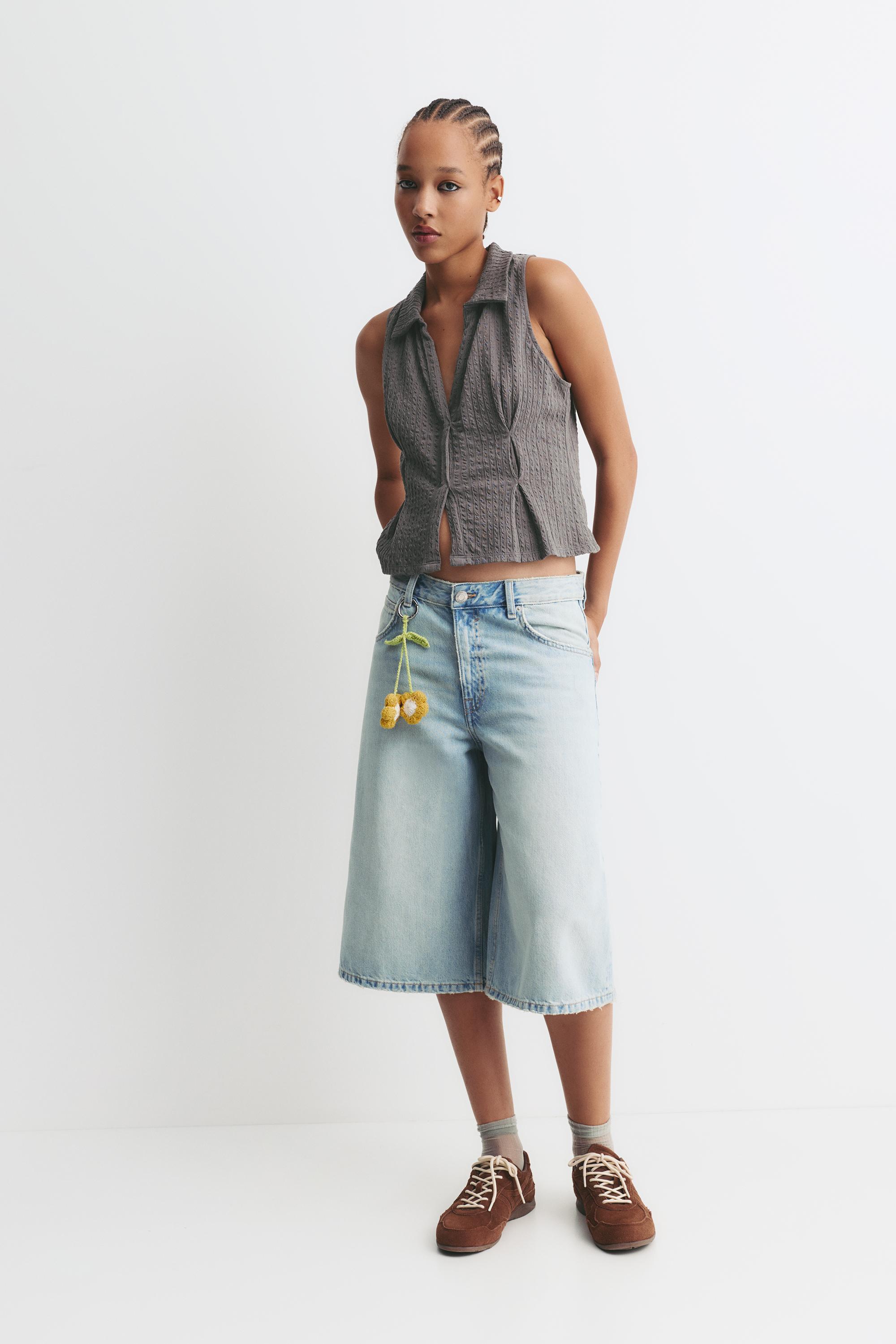 Top Mit Abnähern Und Struktur