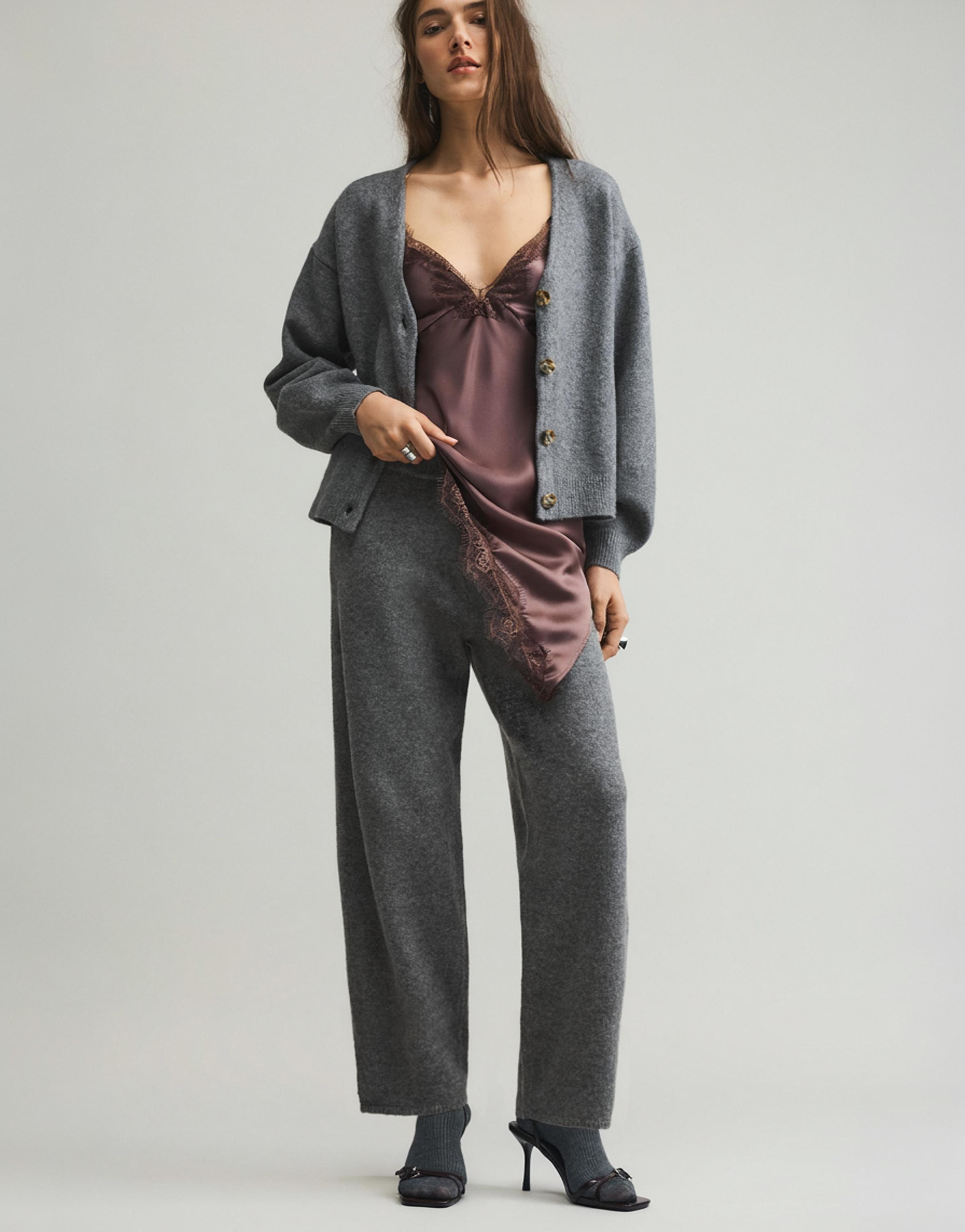 Knit barrel pants — Medium grey