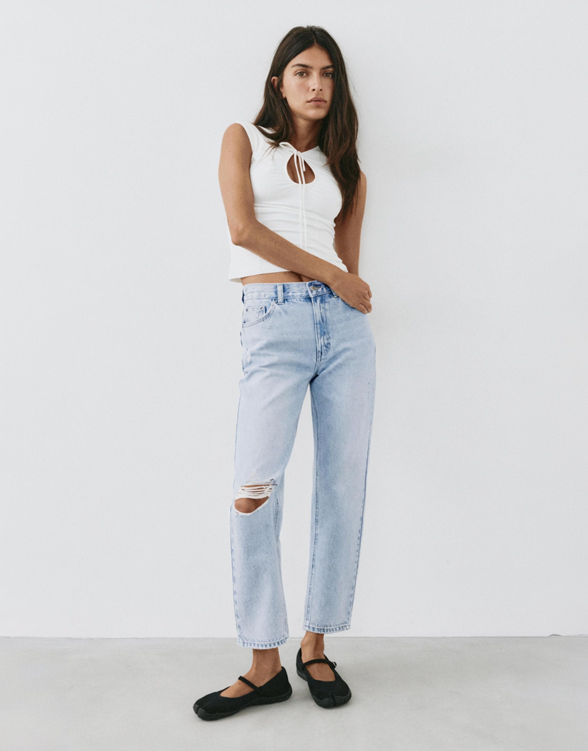 Ripped mom fit jeans — Sky blue