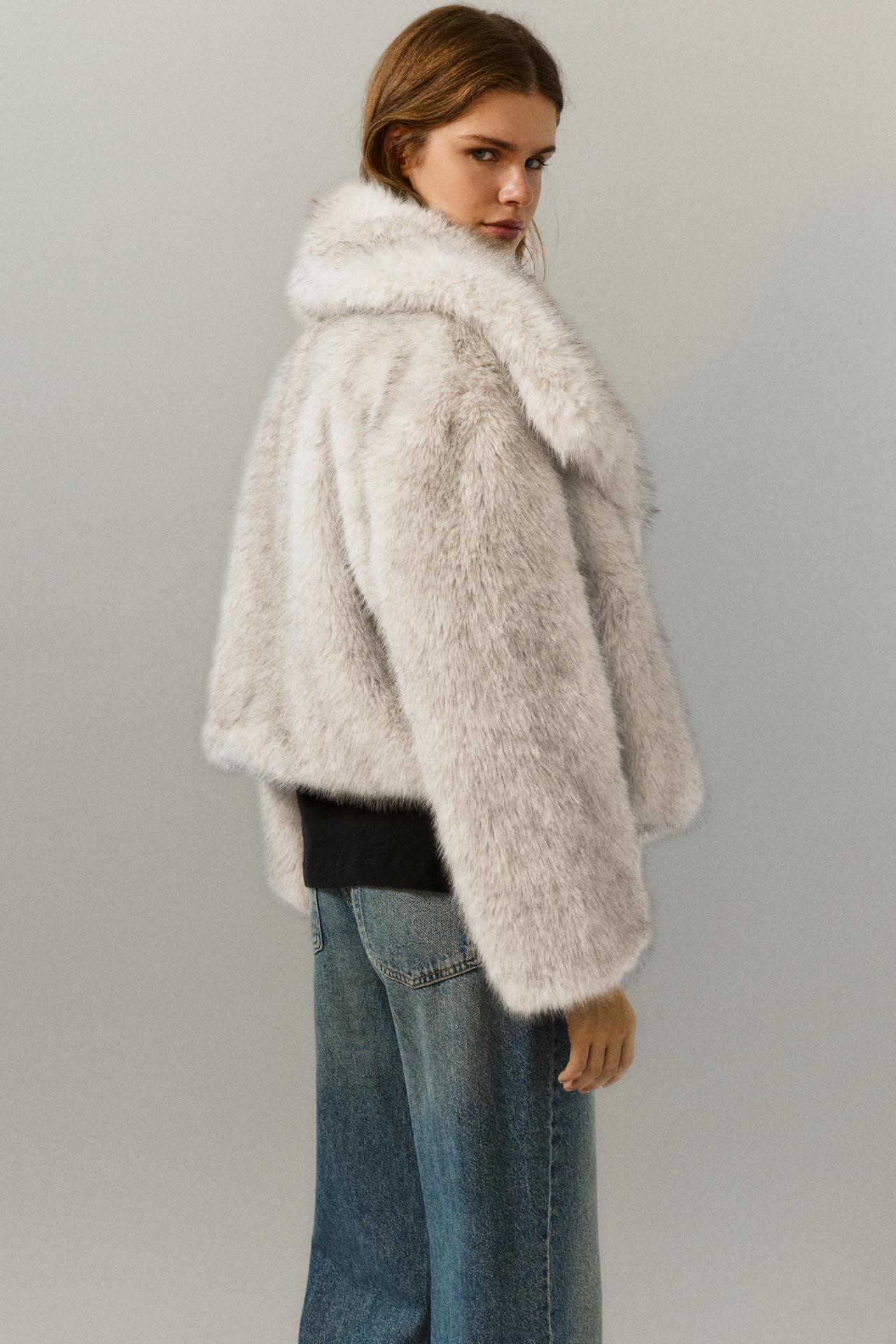 Short faux fur coat — Ecru