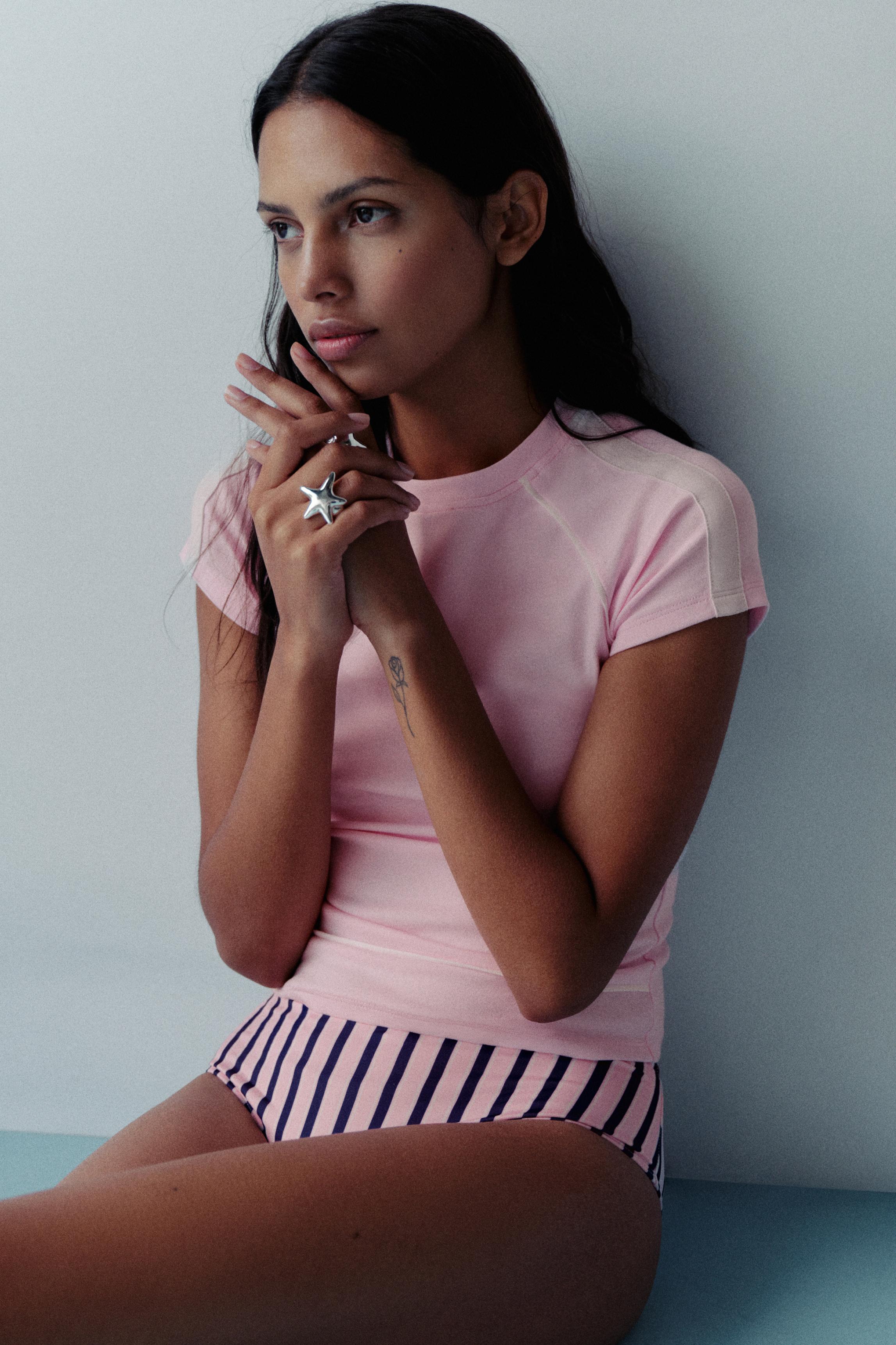 Short sleeve T-shirt with trims — Pink