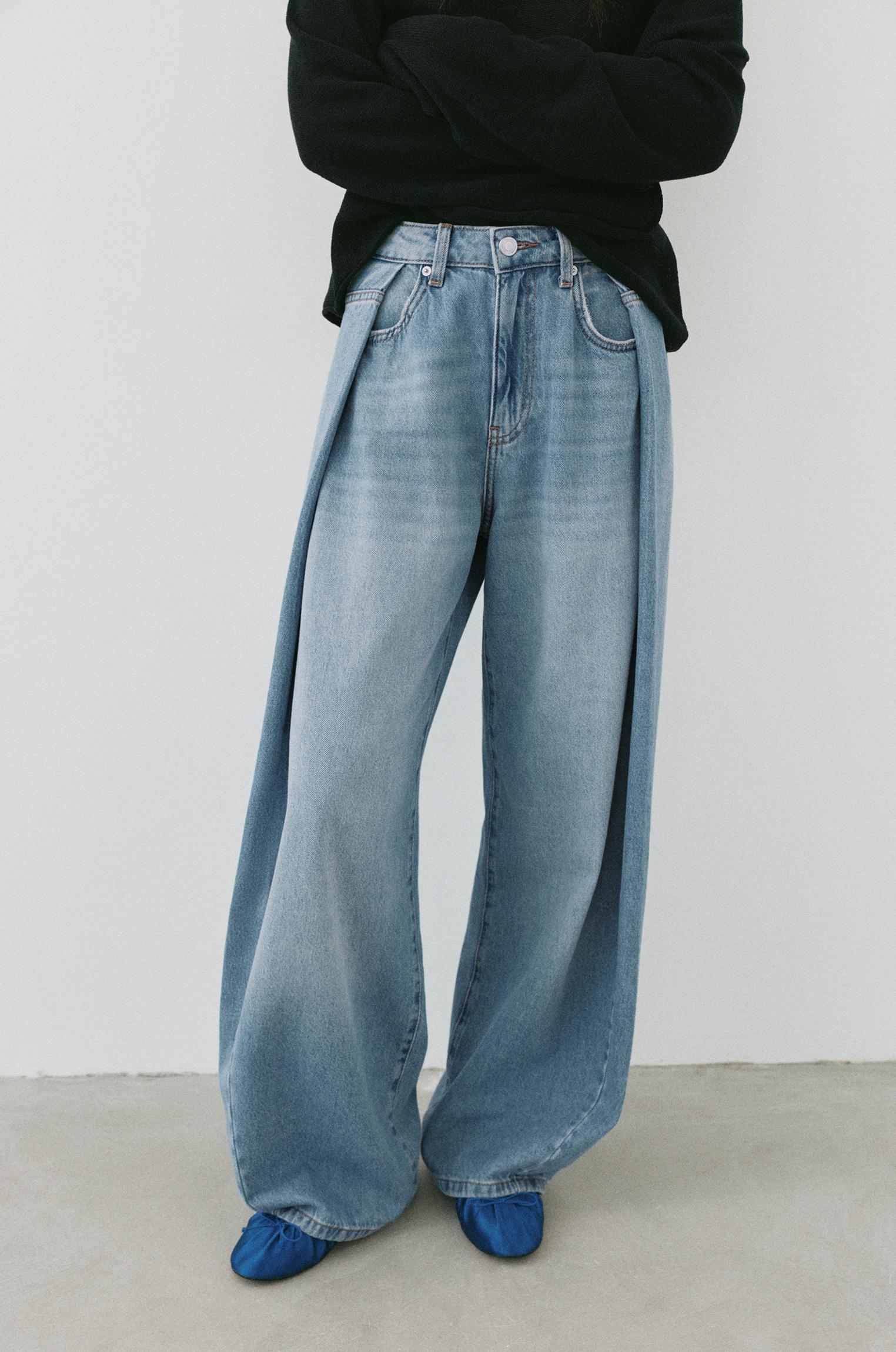 Pleated balloon fit baggy jeans — Pale blue