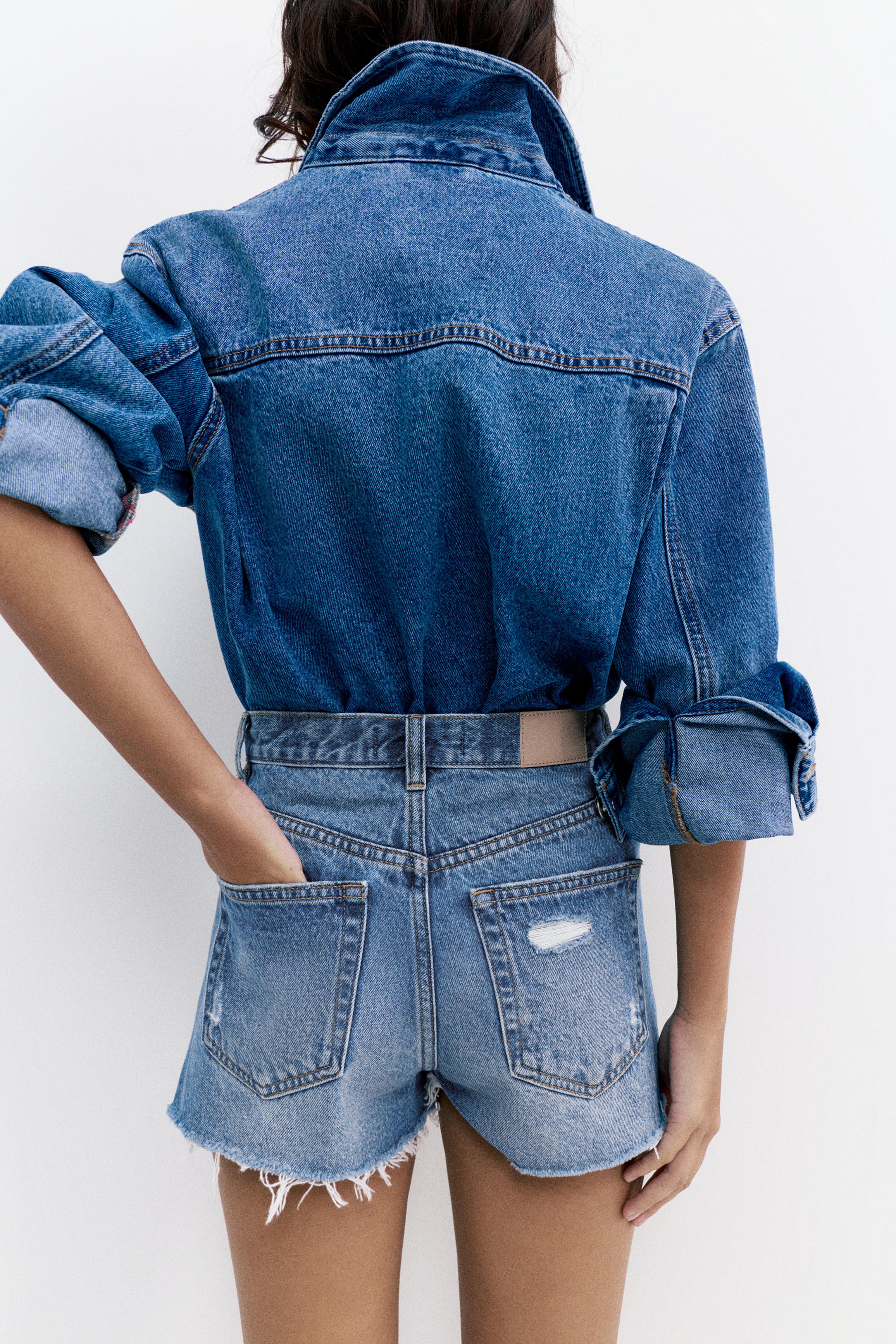 Denim shorts with frayed hems — Medium blue