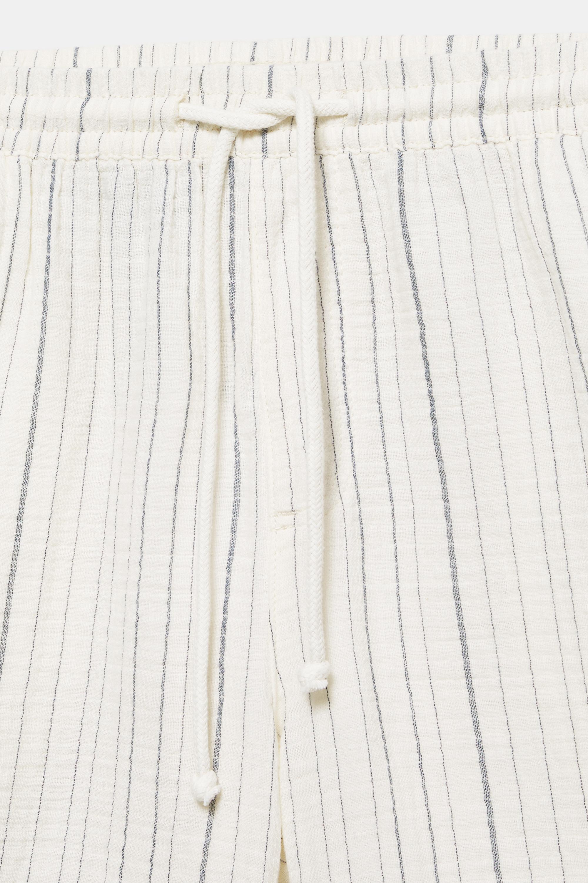 Striped jogger Bermuda shorts — White/Navy