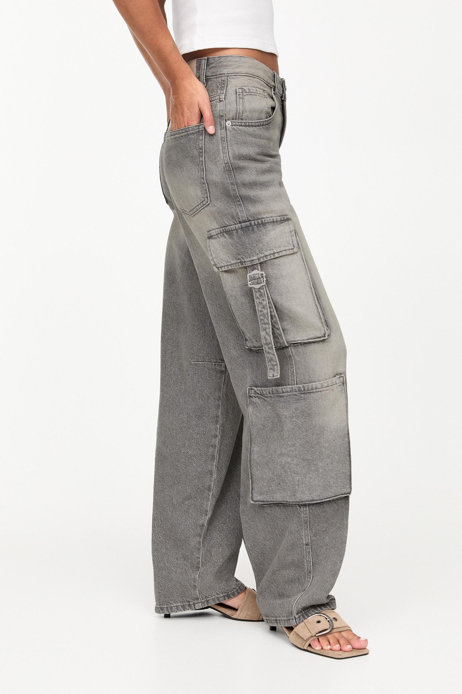 Wide leg cargo jeans PULL BEAR