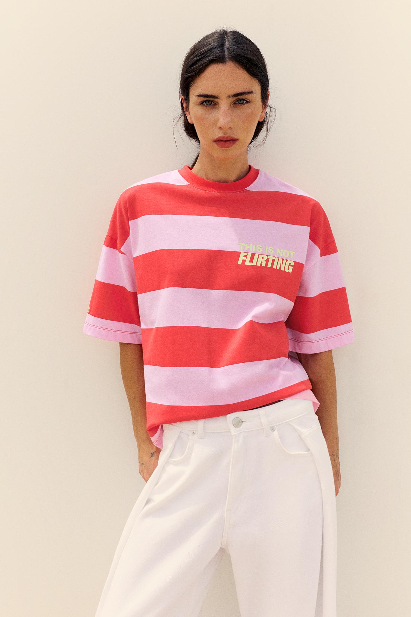 Oversize striped graphic T-shirt — Pink