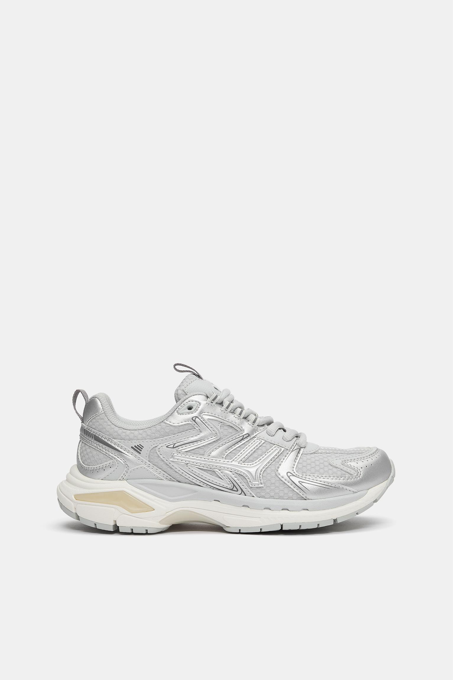 Often 02 trainers — Silver