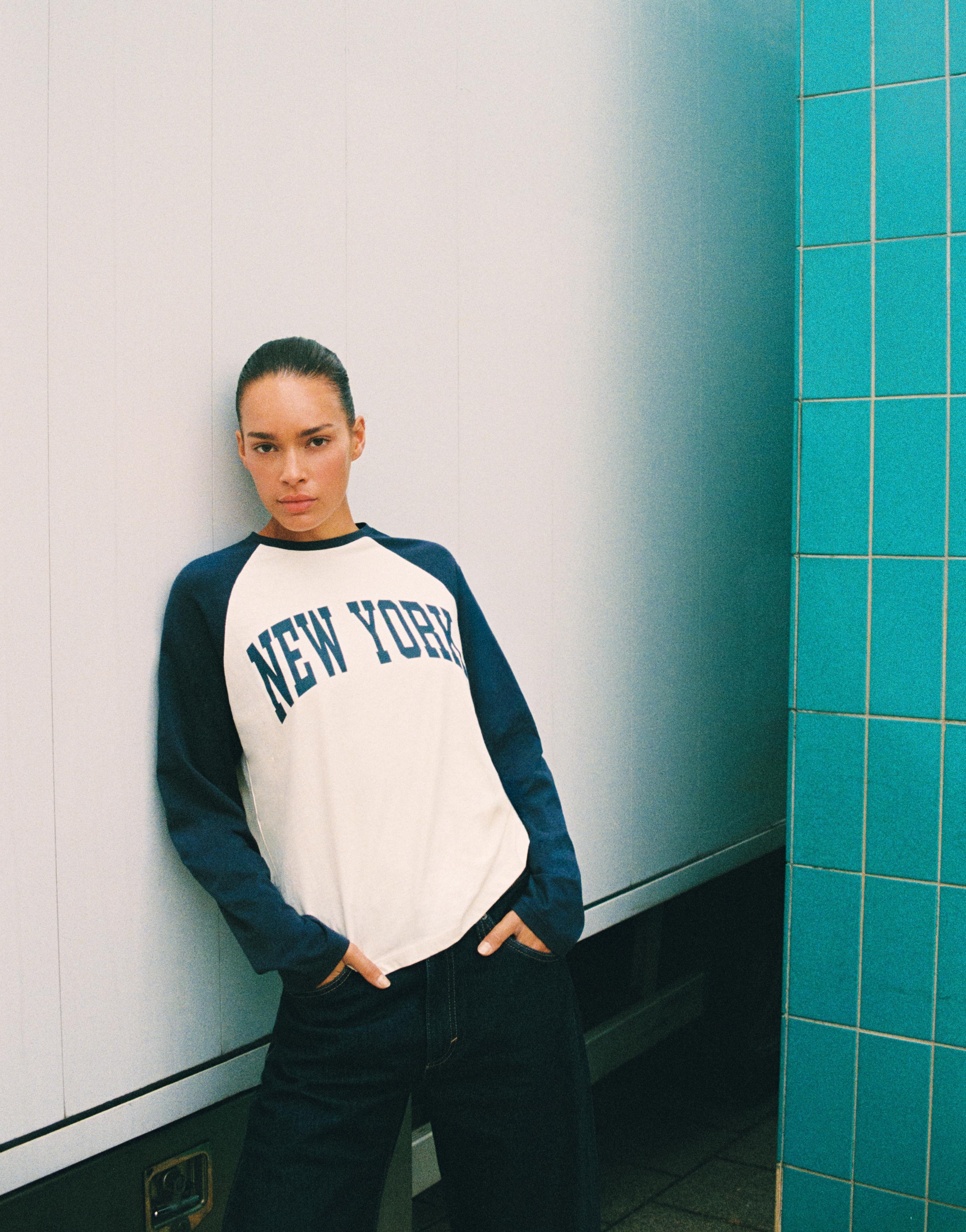 New York raglan T-shirt — Ecru/Blue