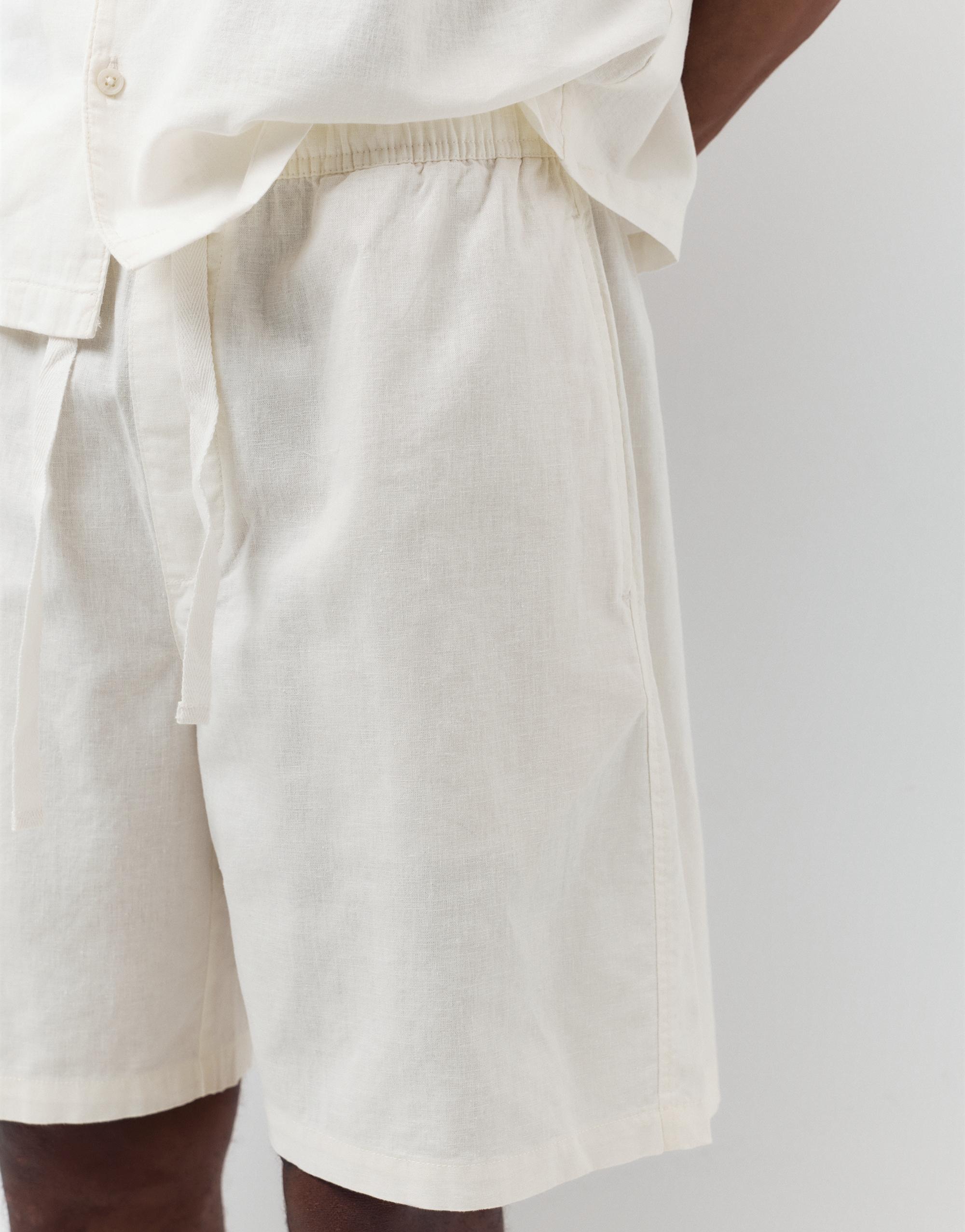 Linen blend Bermuda joggers — Off white