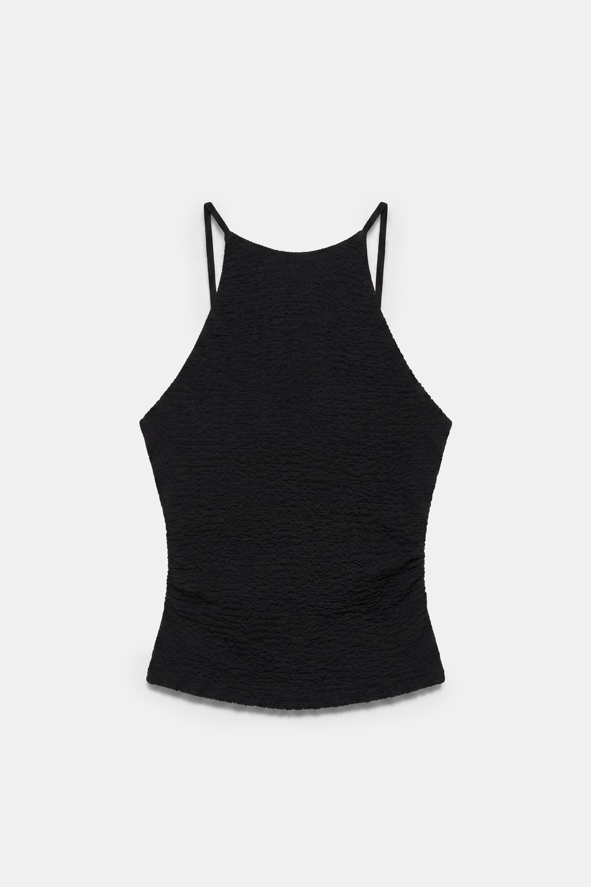 Textured halter top — Black
