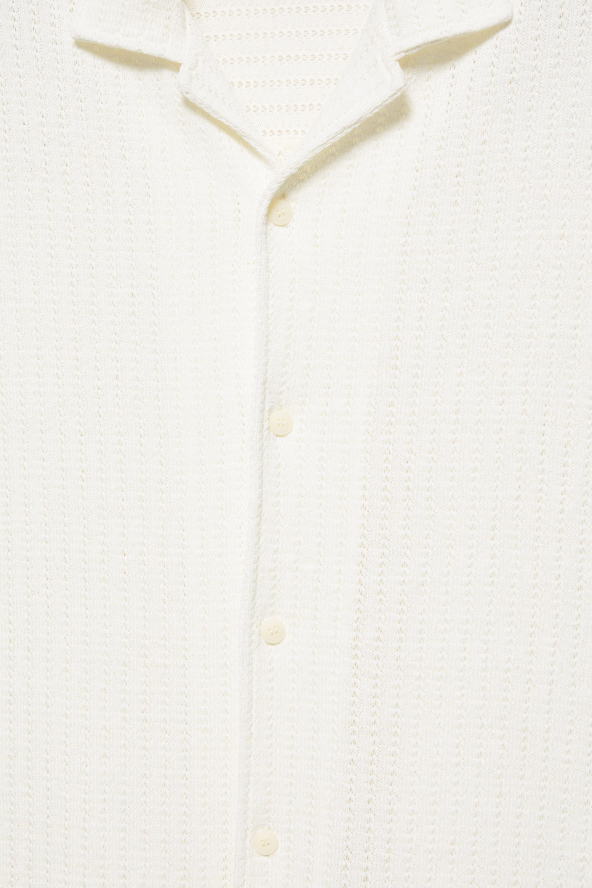 Short sleeve cutwork shirt — White tones