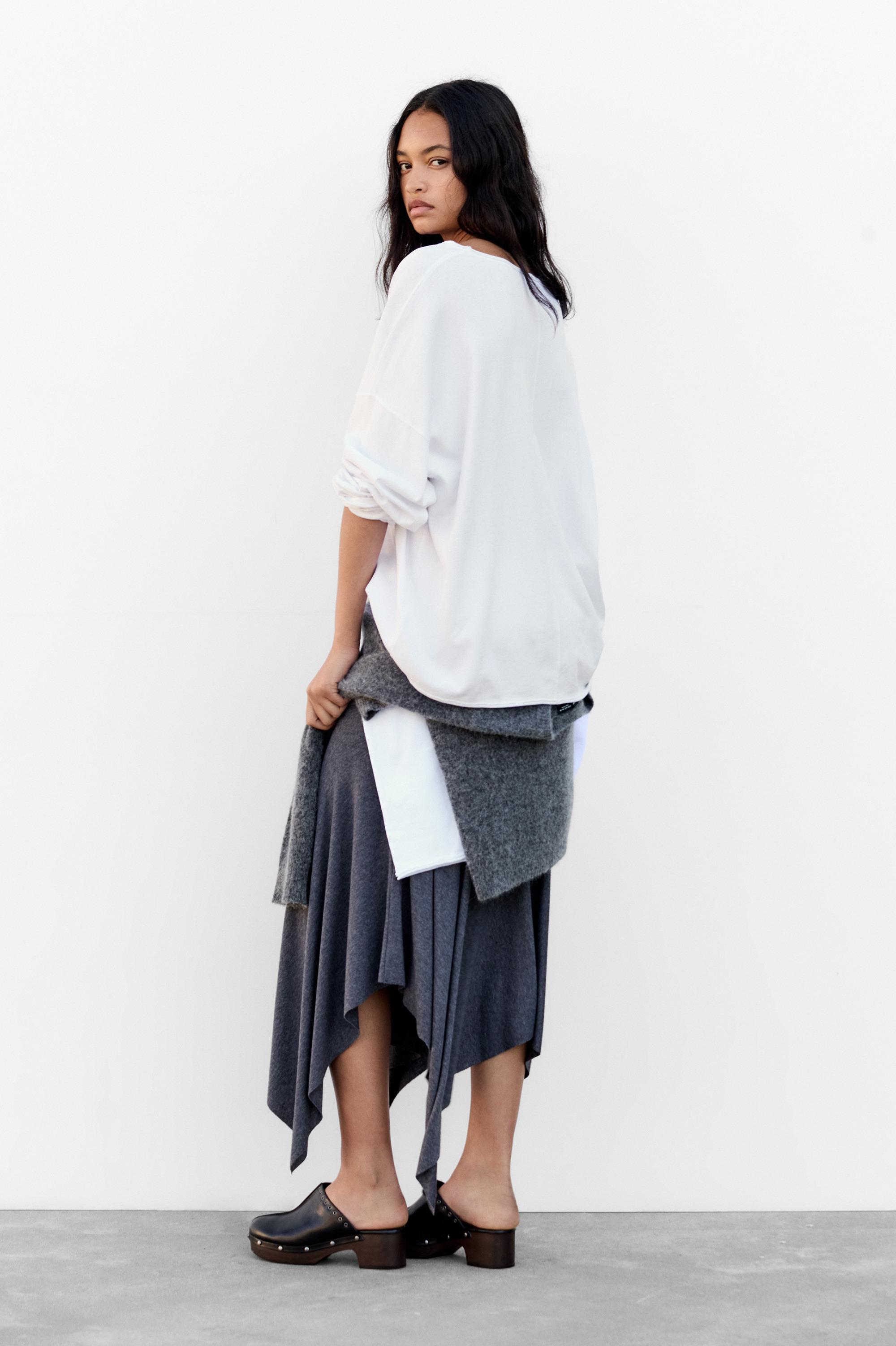 Uzun kollu oversize t-shirt - Görsel 23