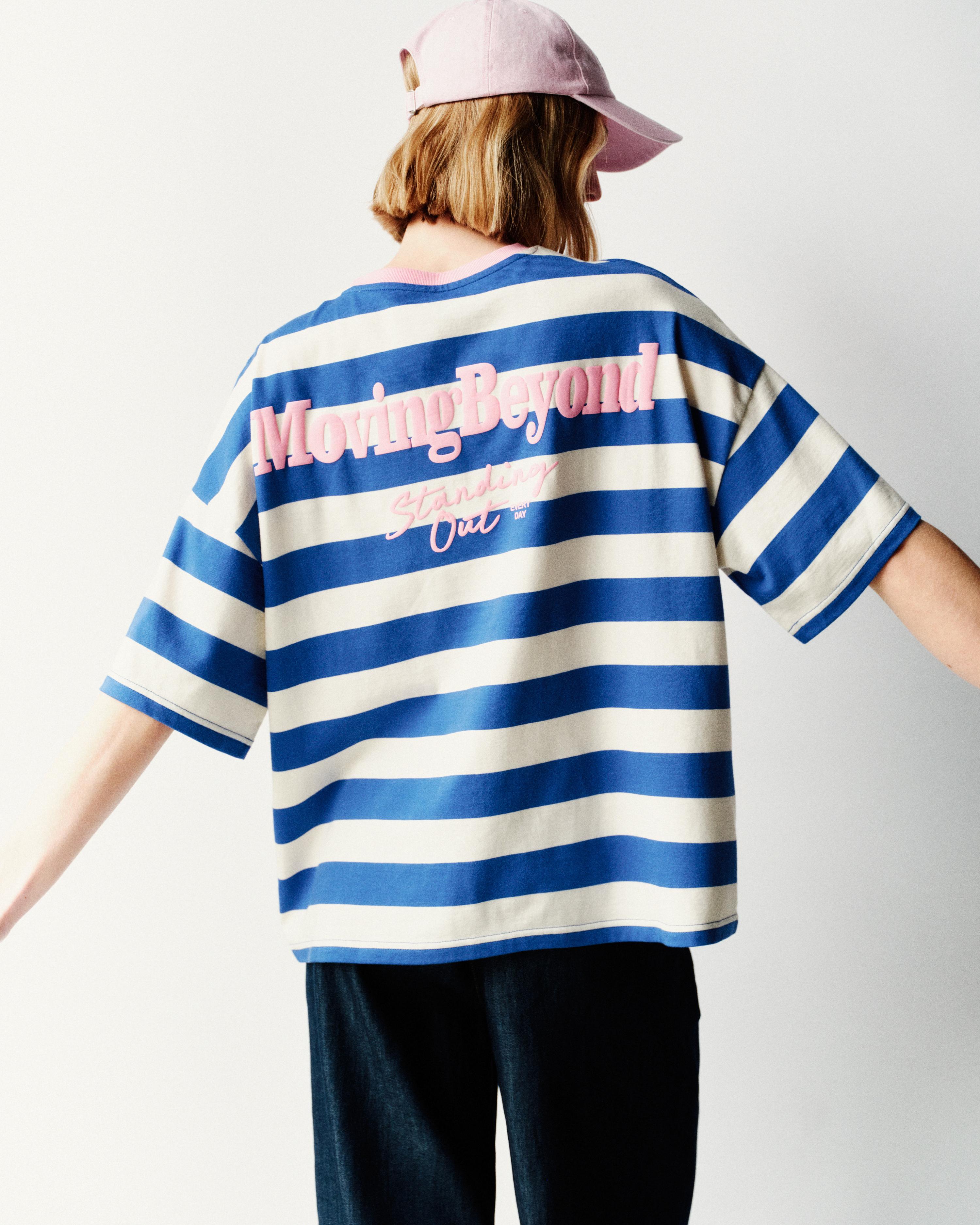 Blue striped T-shirt — Deep blue