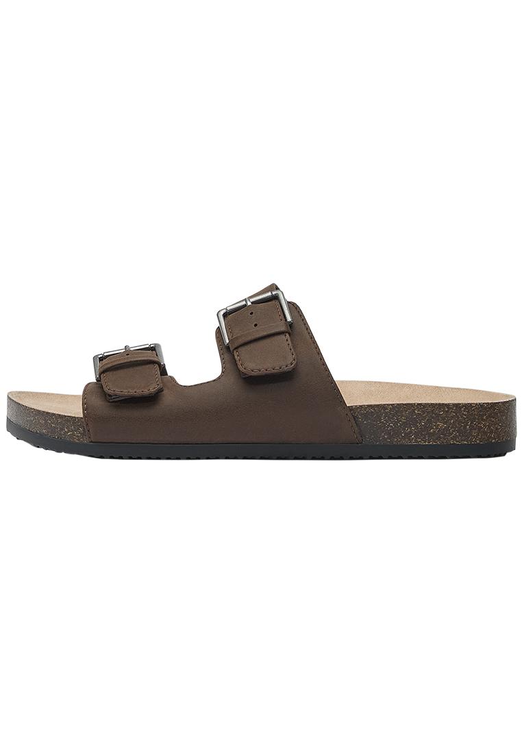 Buckled flat sandals — Brown