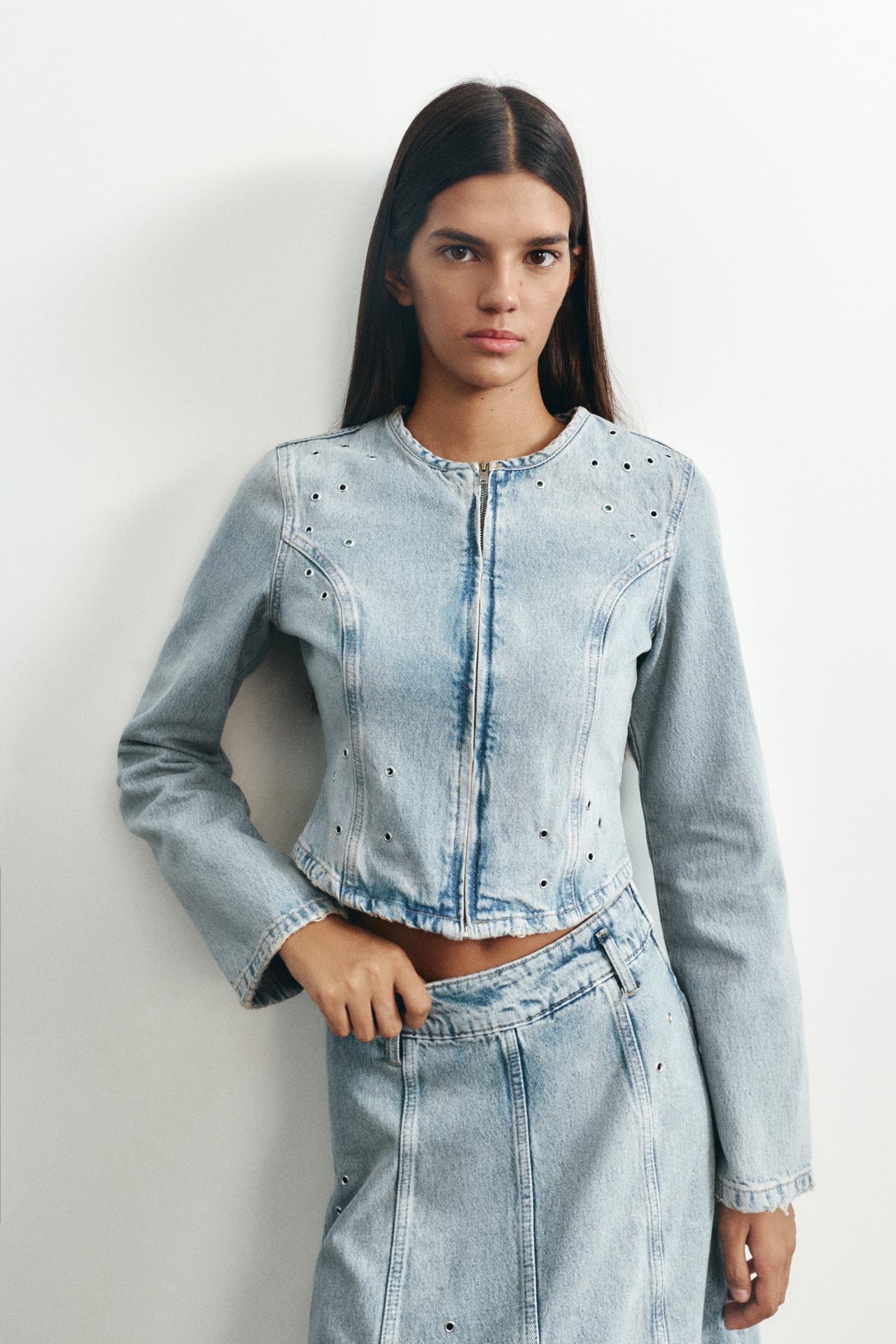 Eyelet denim jacket — Pale blue