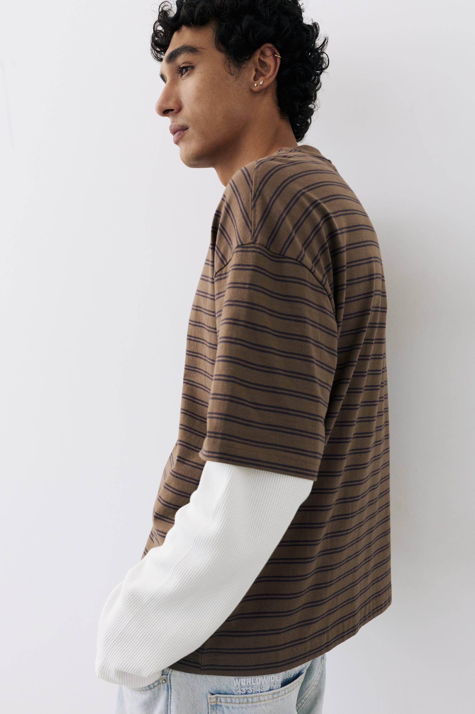 Double-layer long sleeve T-shirt — Striped