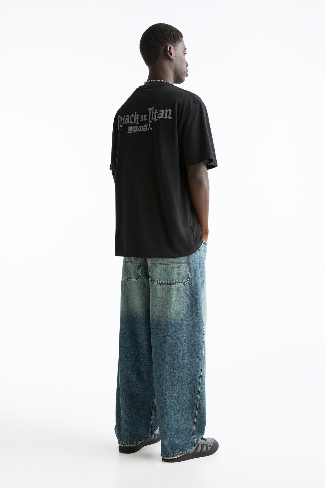 Attack on Titan washed T-shirt - PULL&BEAR 