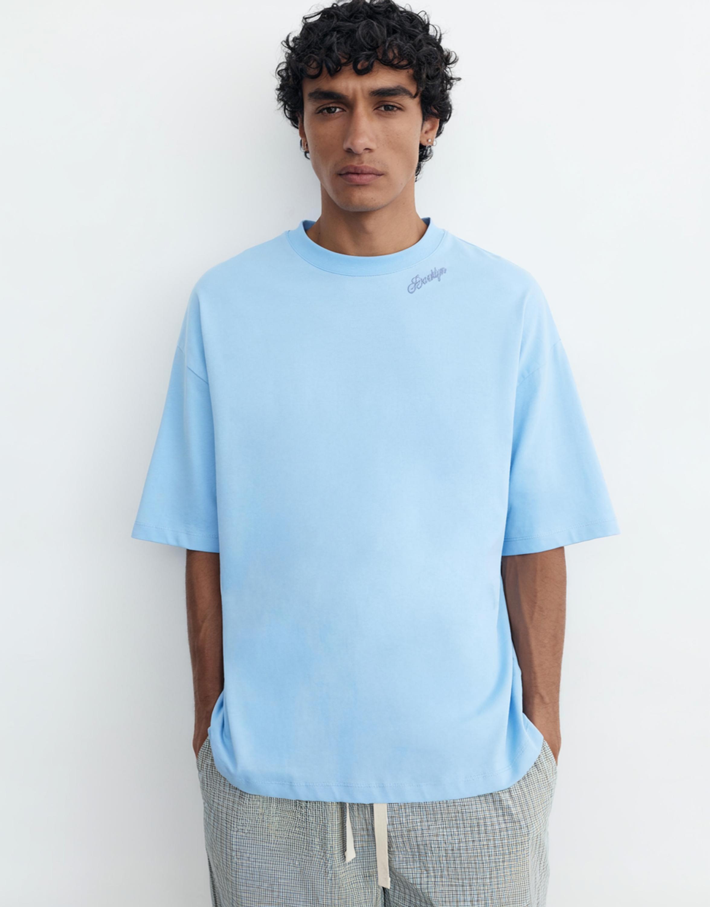 İşlemeli relaxed fit Tişört - Görsel 12