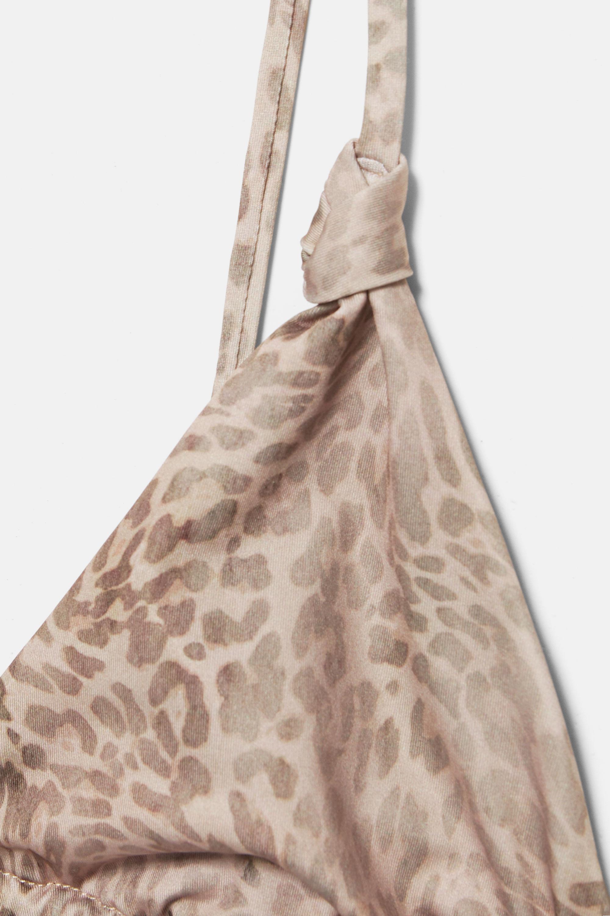 Leopar desenli üçgen bikini üstü - Görsel 8