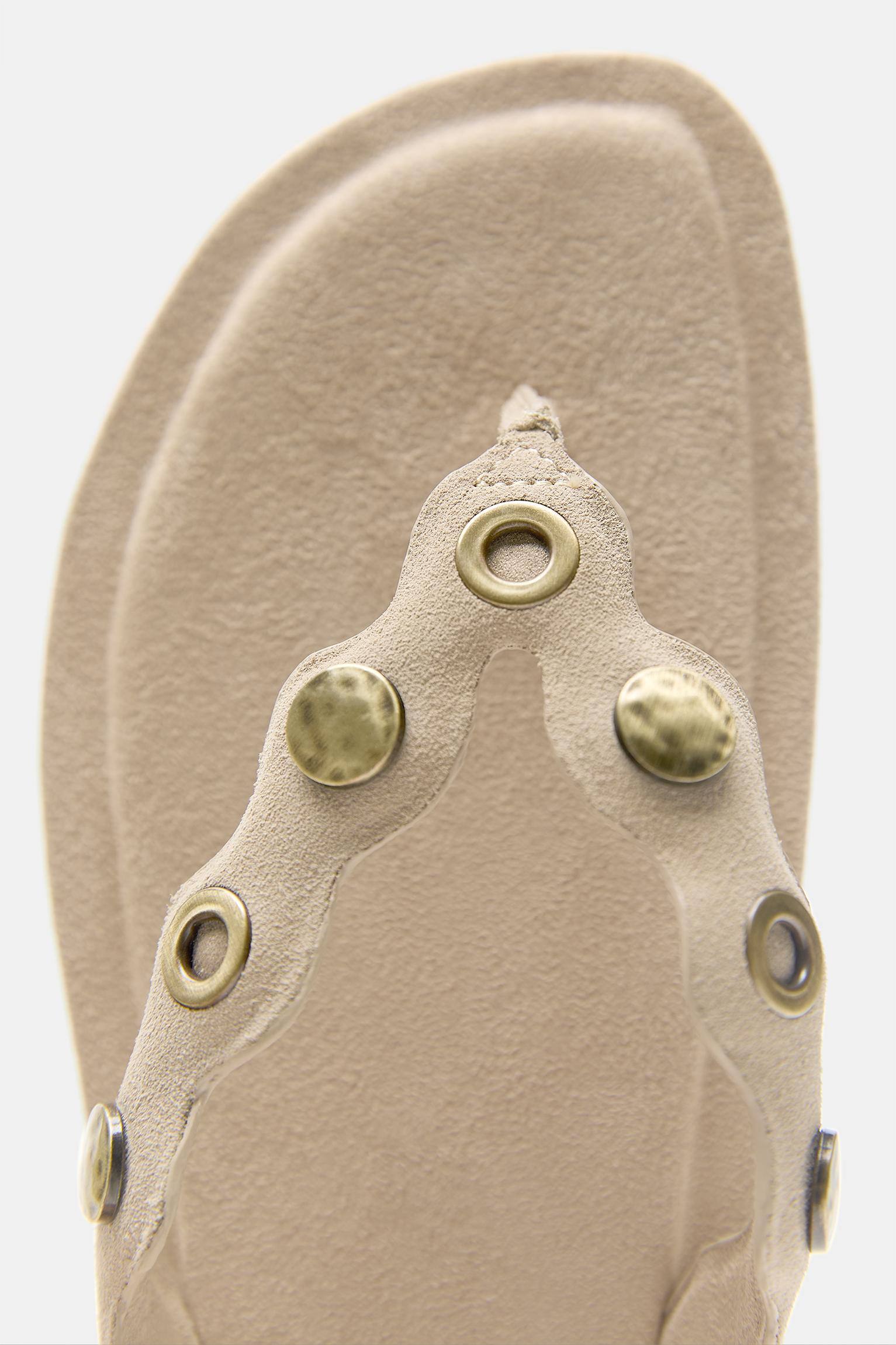 Flat studded leather sandals — Sand