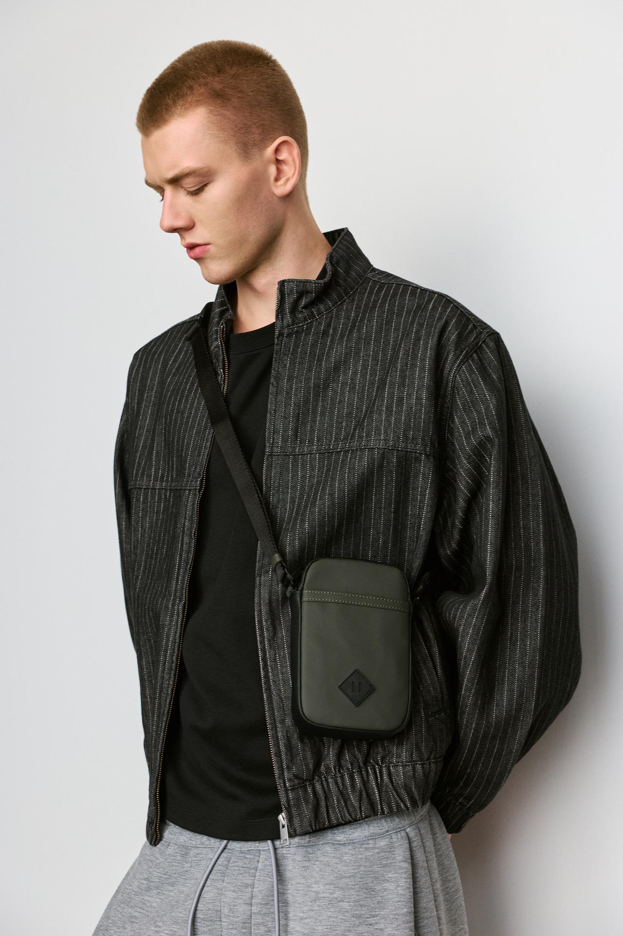 Rubberised crossbody bag — Khaki