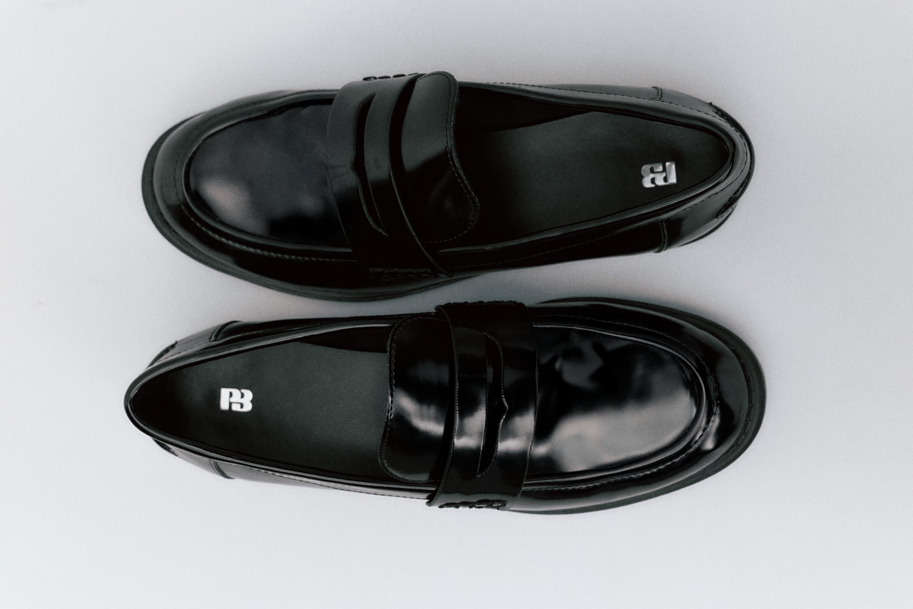 Faux patent loafers — Black
