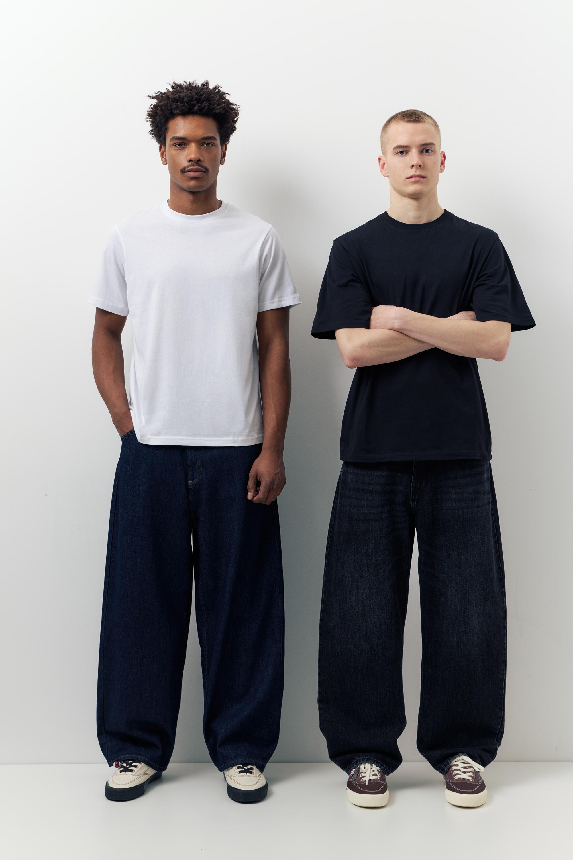 2-pack of basic T-shirts — White/Black